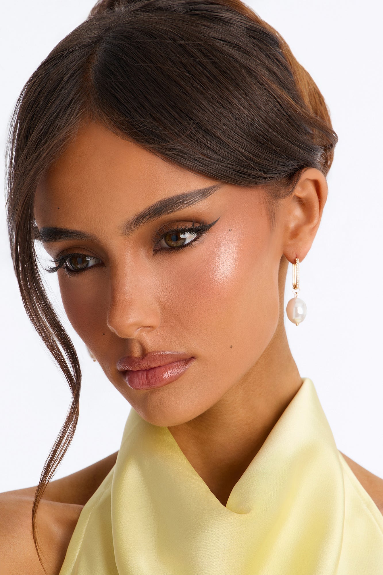 Amelia Pearl Drop Earrings - Gold image 1