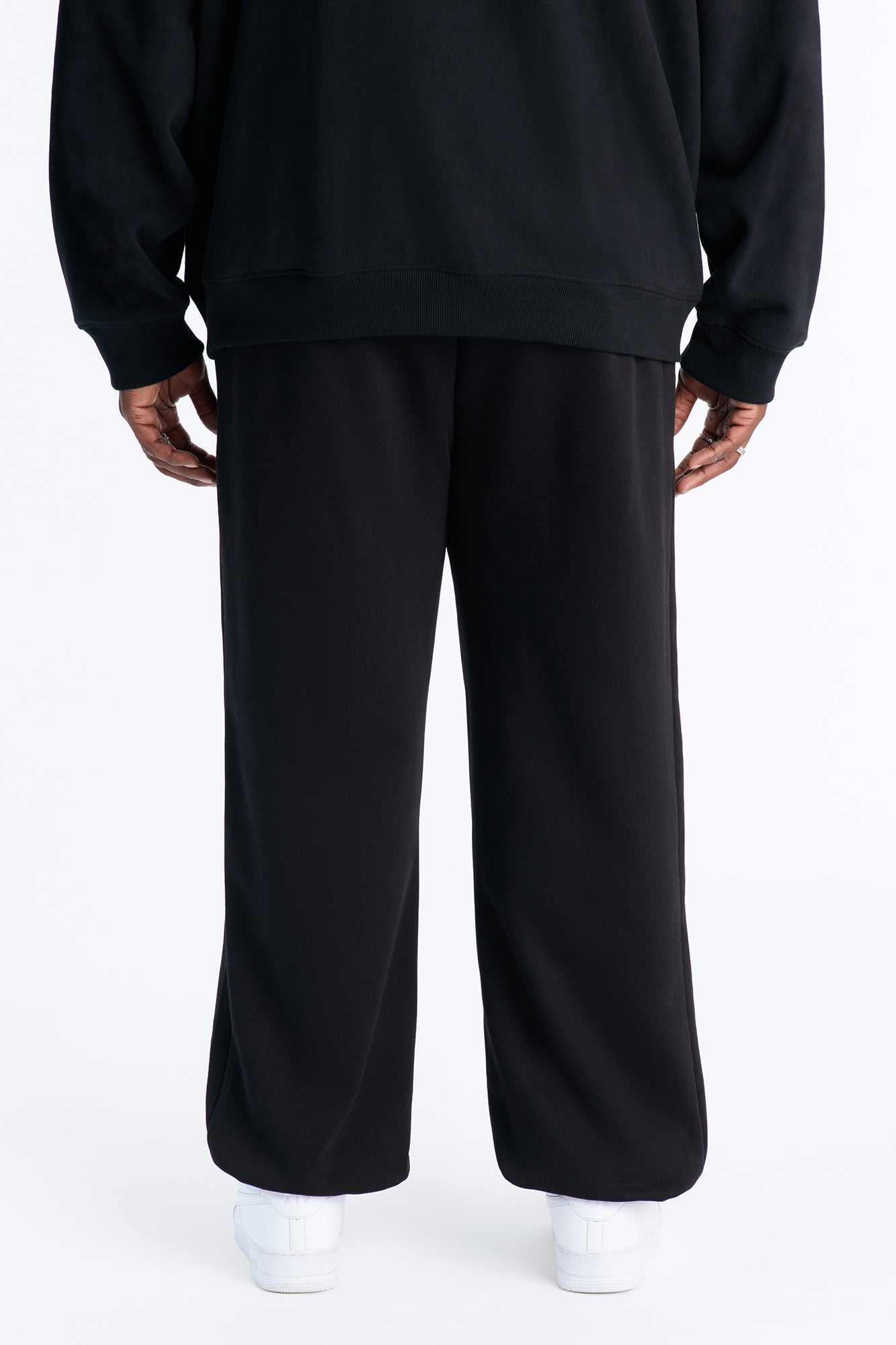 Logan Jogger Fleece Sweatpant - Black image 3