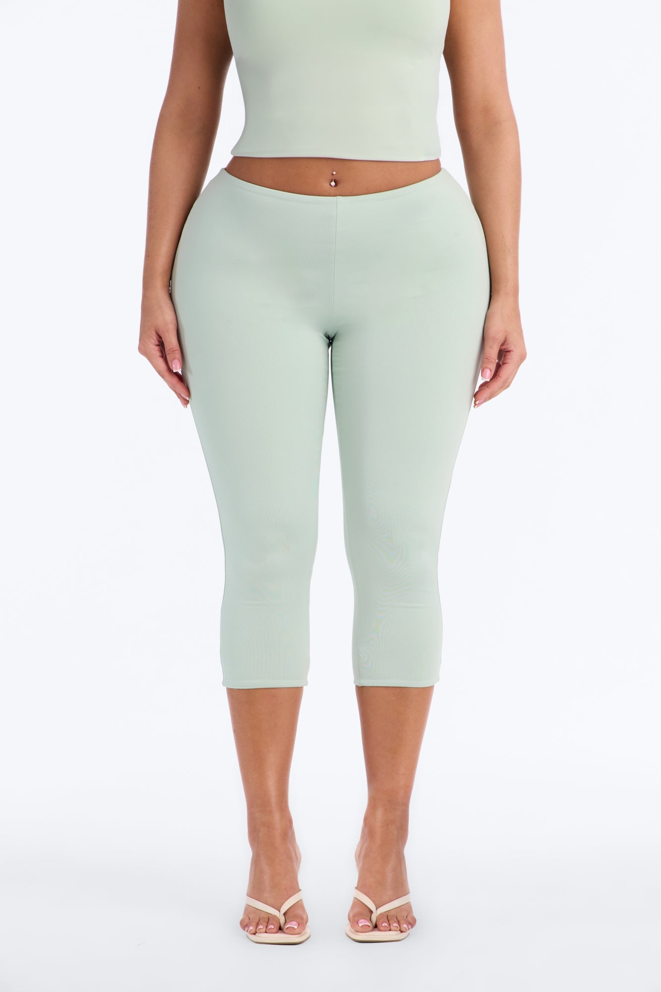 Contour Double Lined Capri Pant - Mint image 6