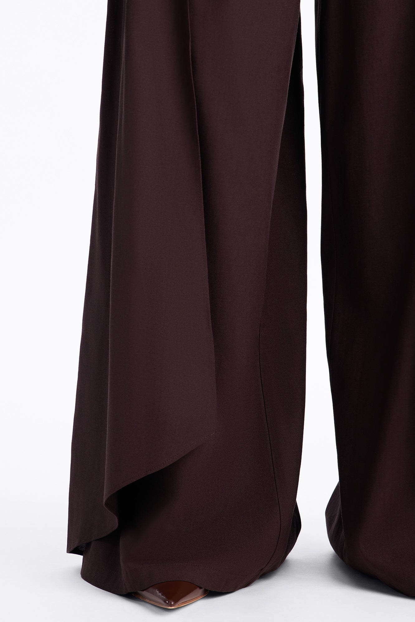 Isabella Low Rise Linen Paneled Pant - Chocolate image 7