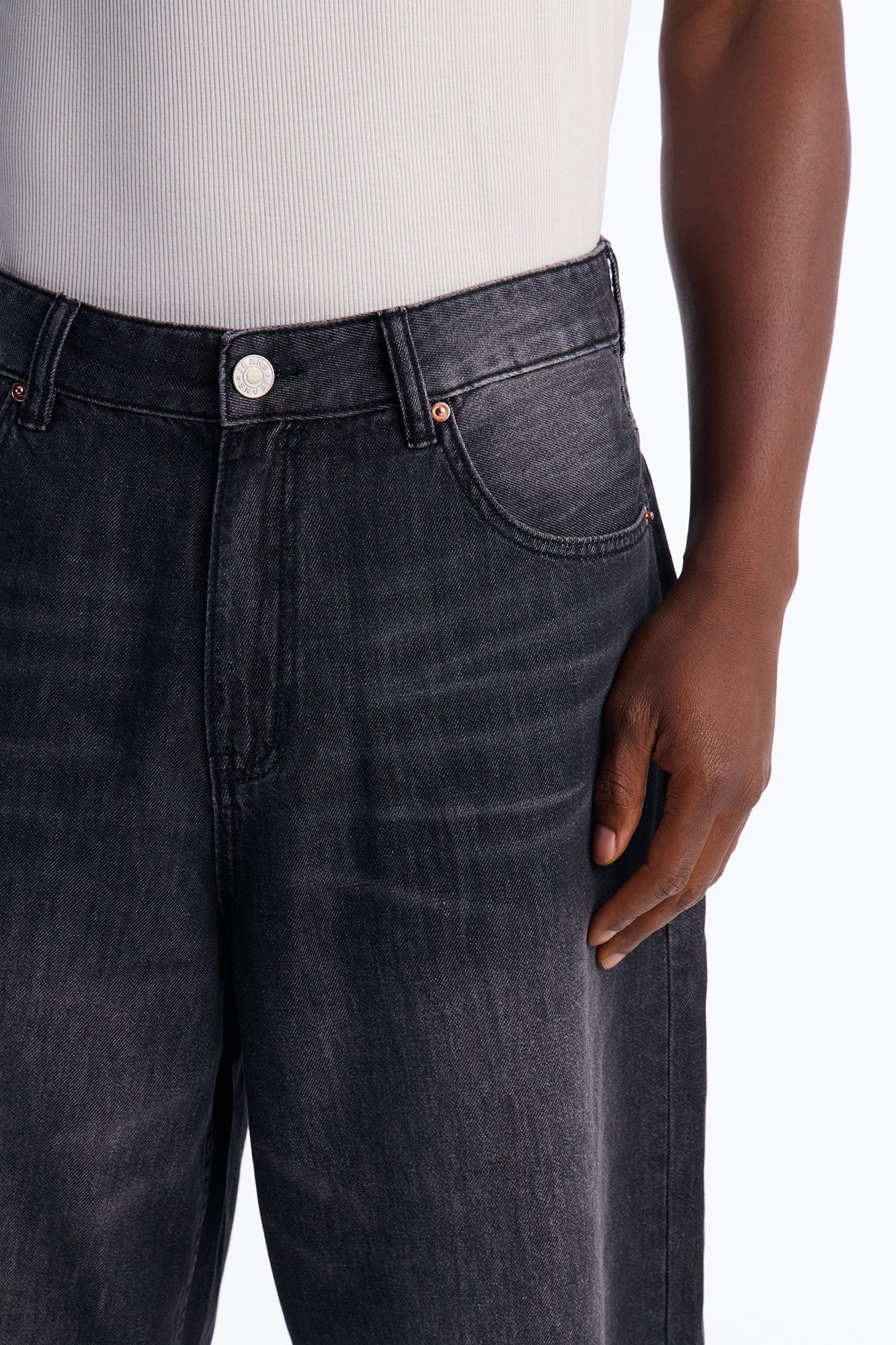 Everyday Hemp Baggy Denim Short - Black Wash image 7