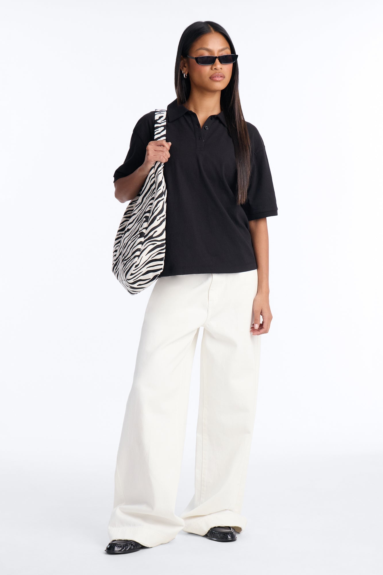 Chelley Relaxed Fit Polo Shirt - Black image 2