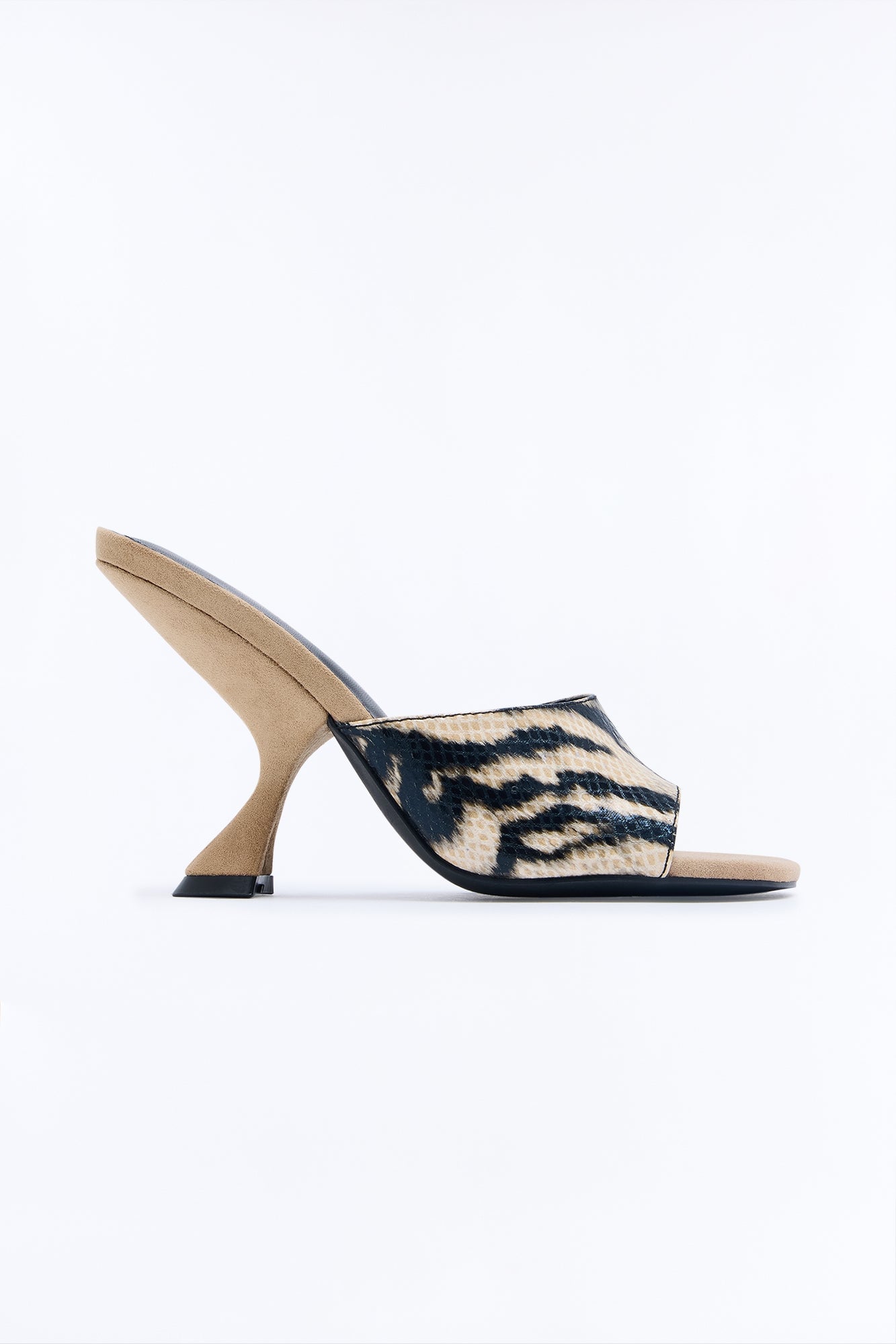 On Cue Novelty Heels - Ivory/combo image 3
