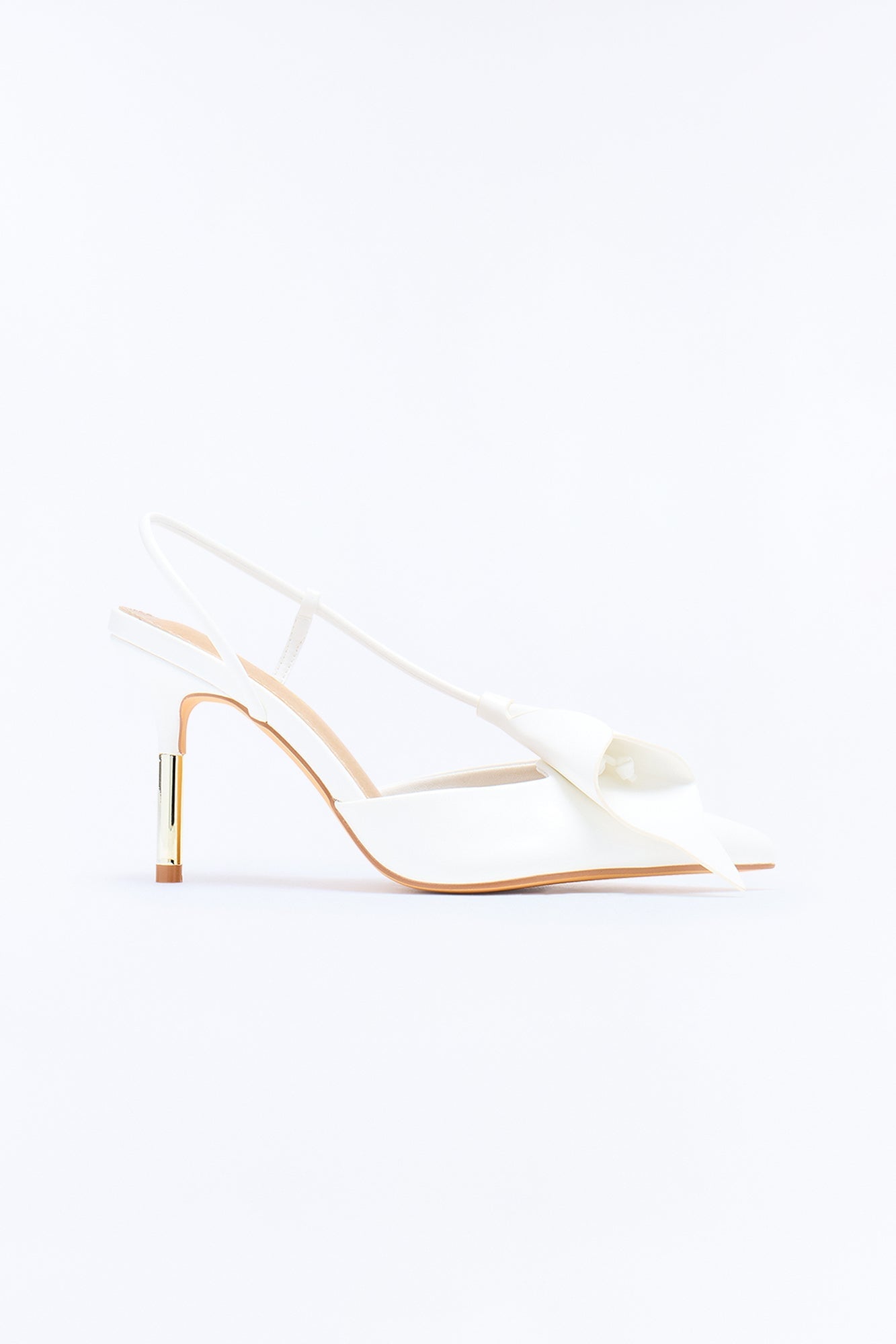 Femme Flora Slingback Pumps - White image 3
