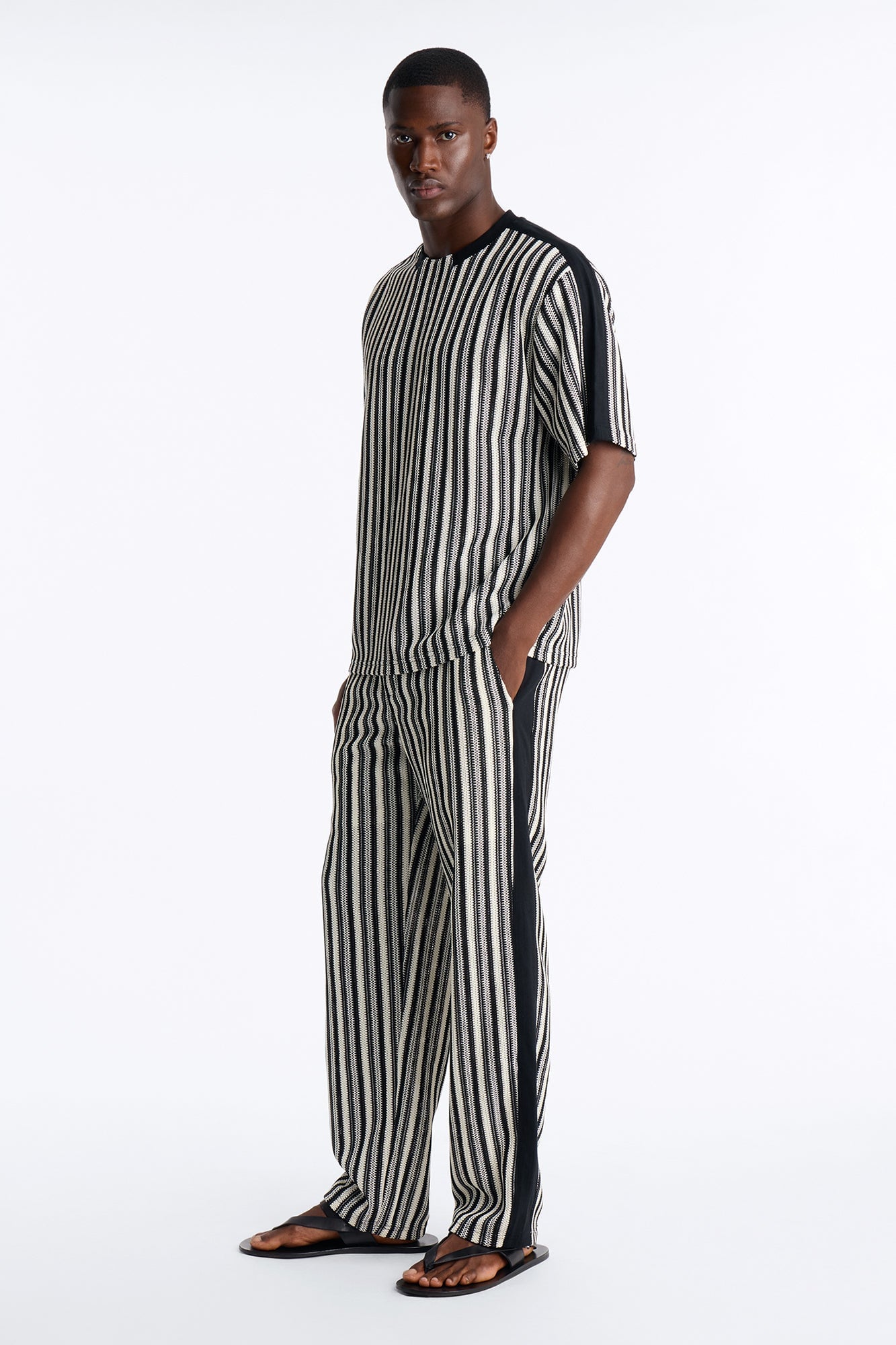 Ribbed Column Relaxed Pant - Black/combo image 6