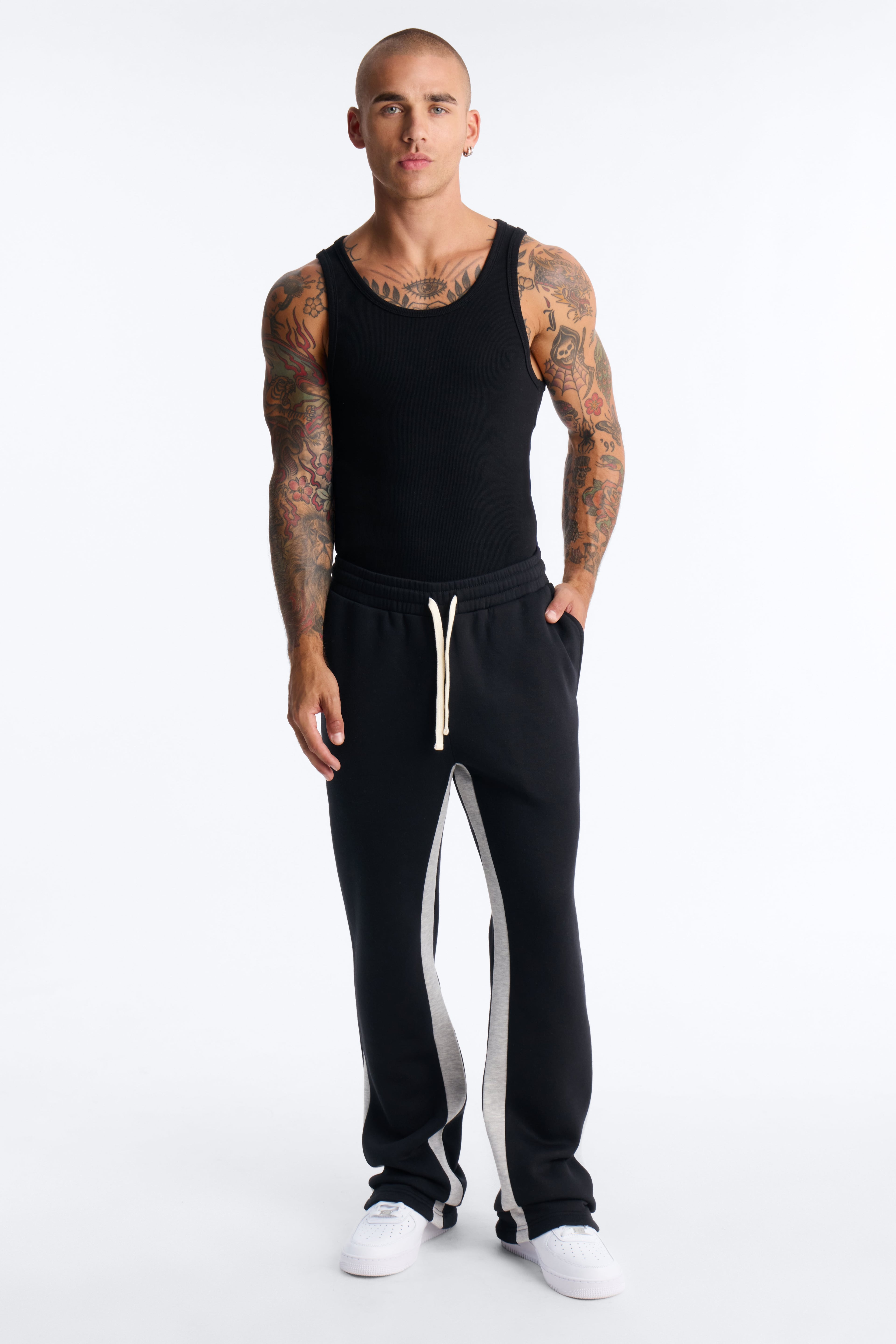 Tayson Flared Sweatpants - Black image 5