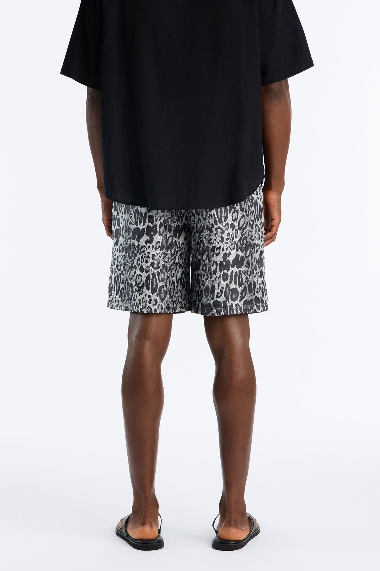 Onyx Leopard Relaxed Short - Grey/combo image 8