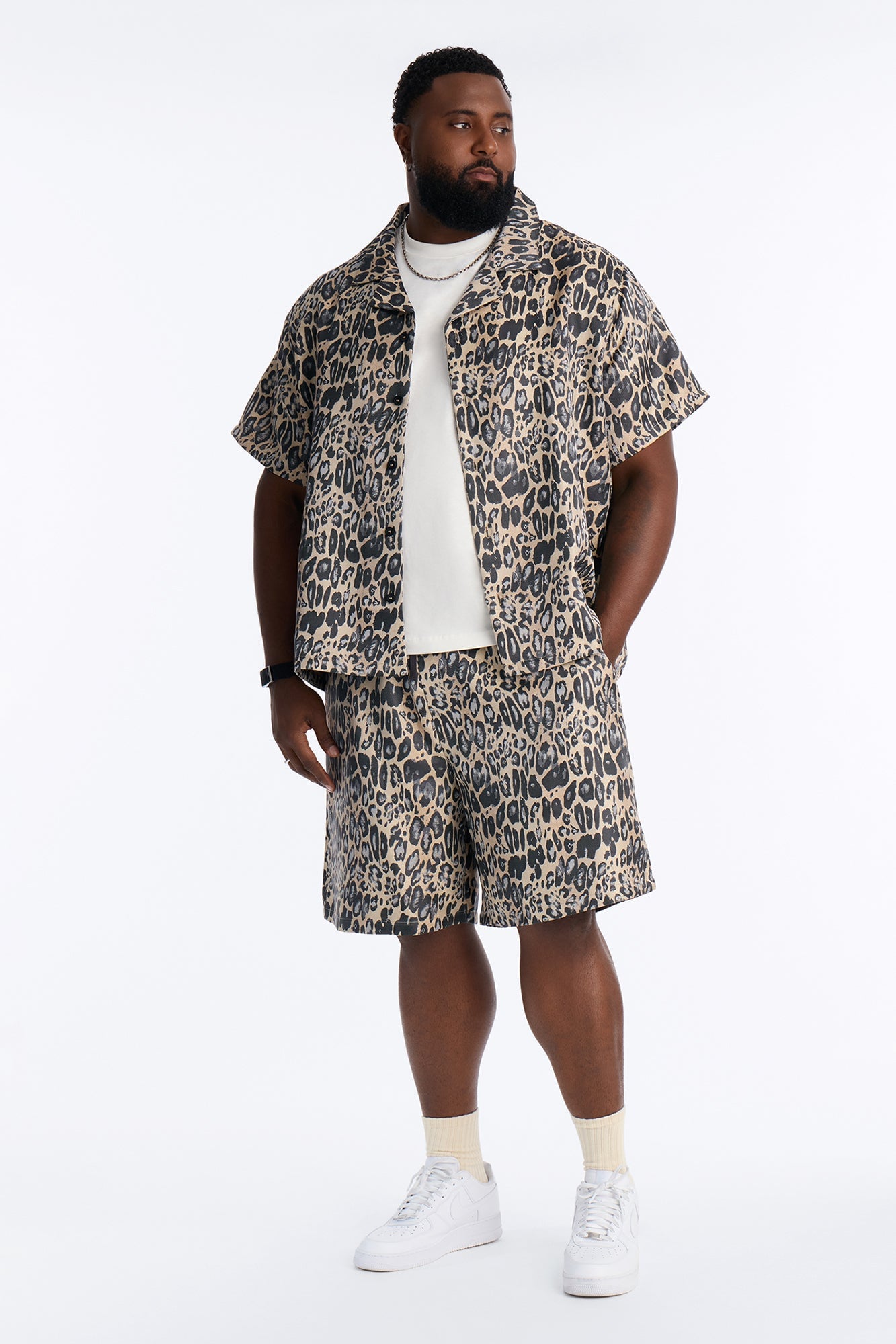 Onyx Leopard Relaxed Short - Khaki/combo image 2