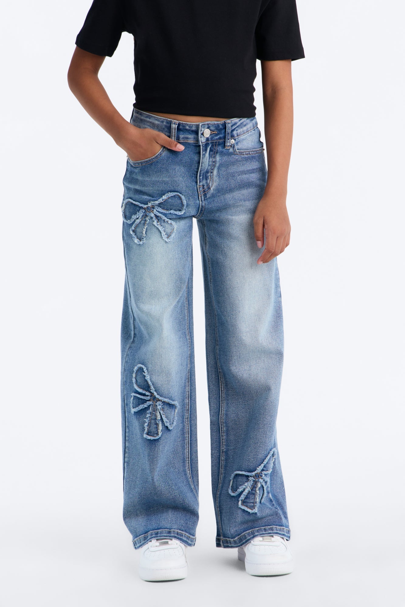 Mini Bows For Days Wide Leg Jeans - Medium Wash image 2