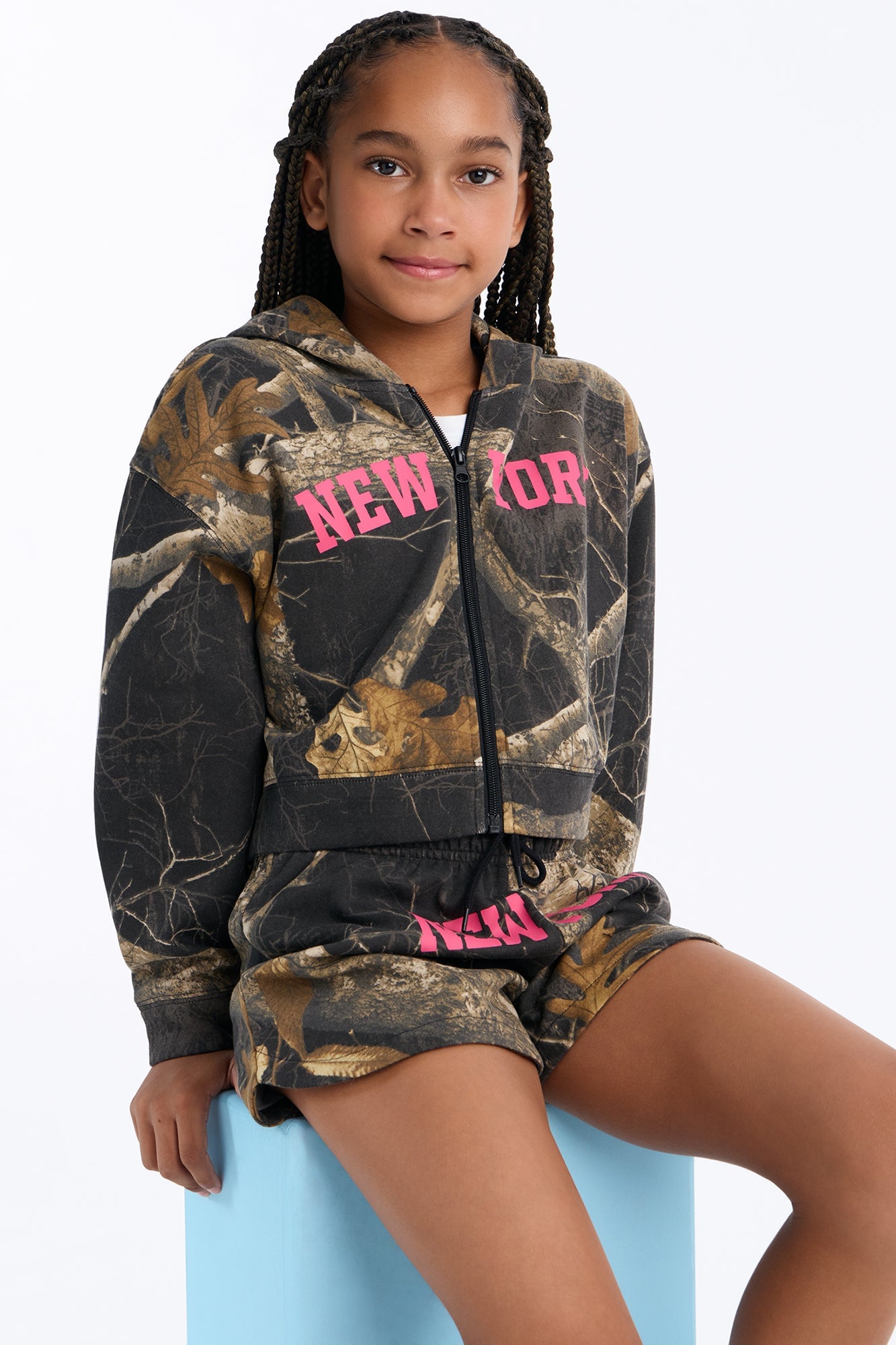 Mini Realtree New York Cropped Zip Up Sweatshirt - Black/combo image 4