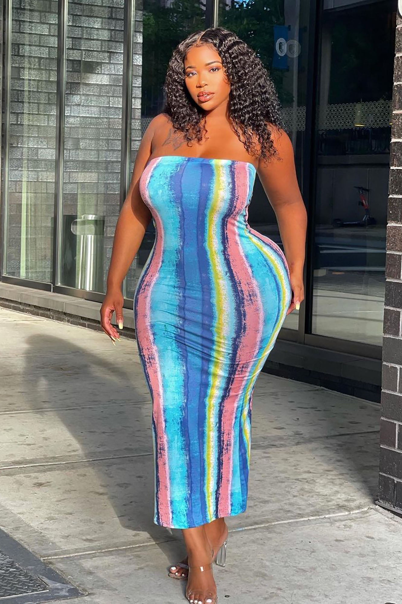 Look Me Up And Down Maxi Dress - Blue/combo image 11