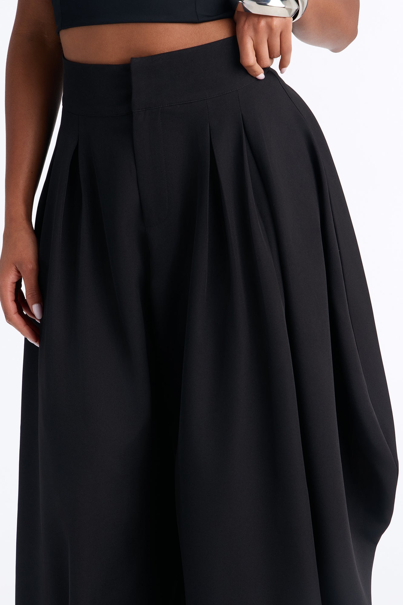 Naomi Exaggerated Barrel Leg Trouser - Black image 7