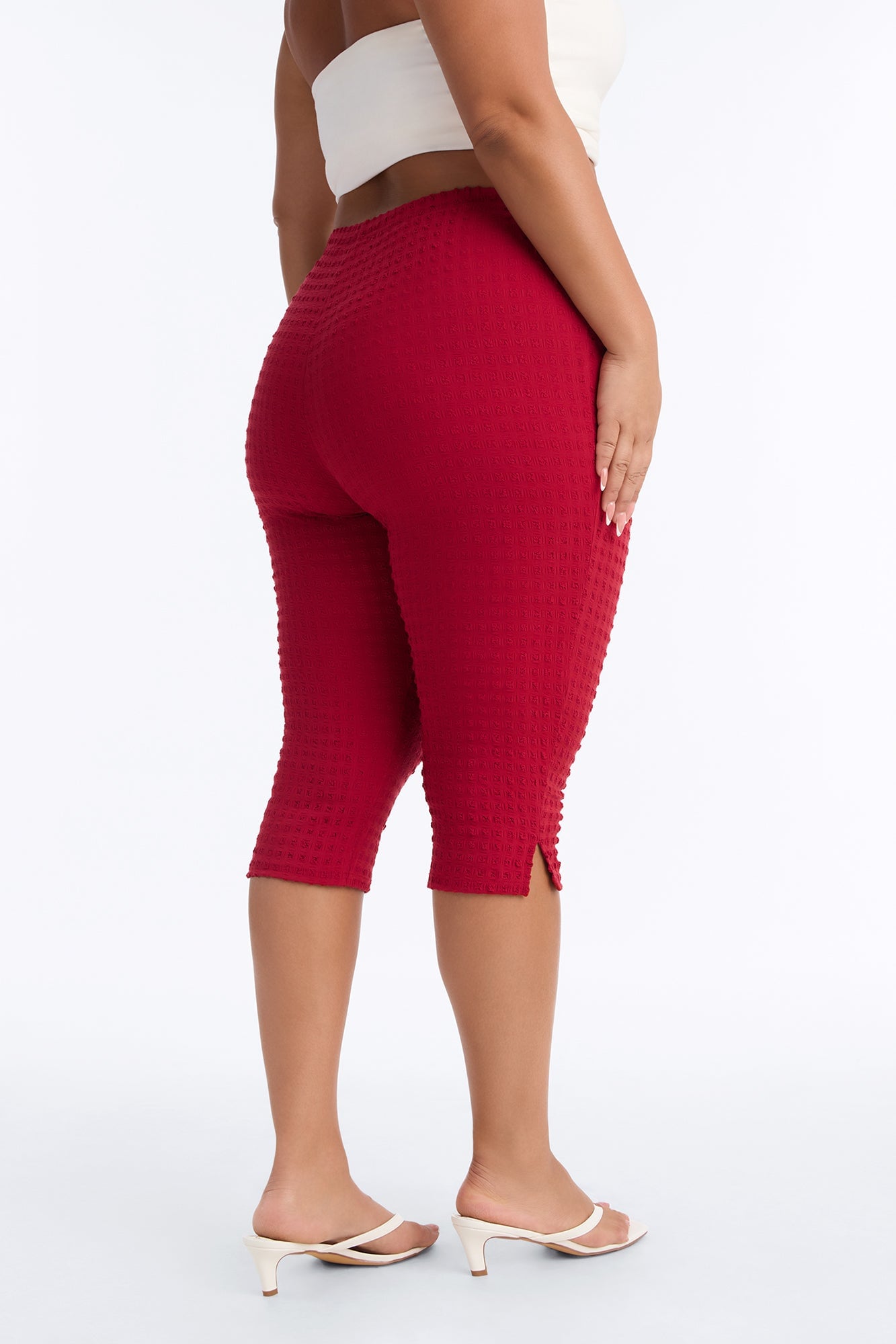 Milena Textured Pedal Pusher Leggings - Red image 4