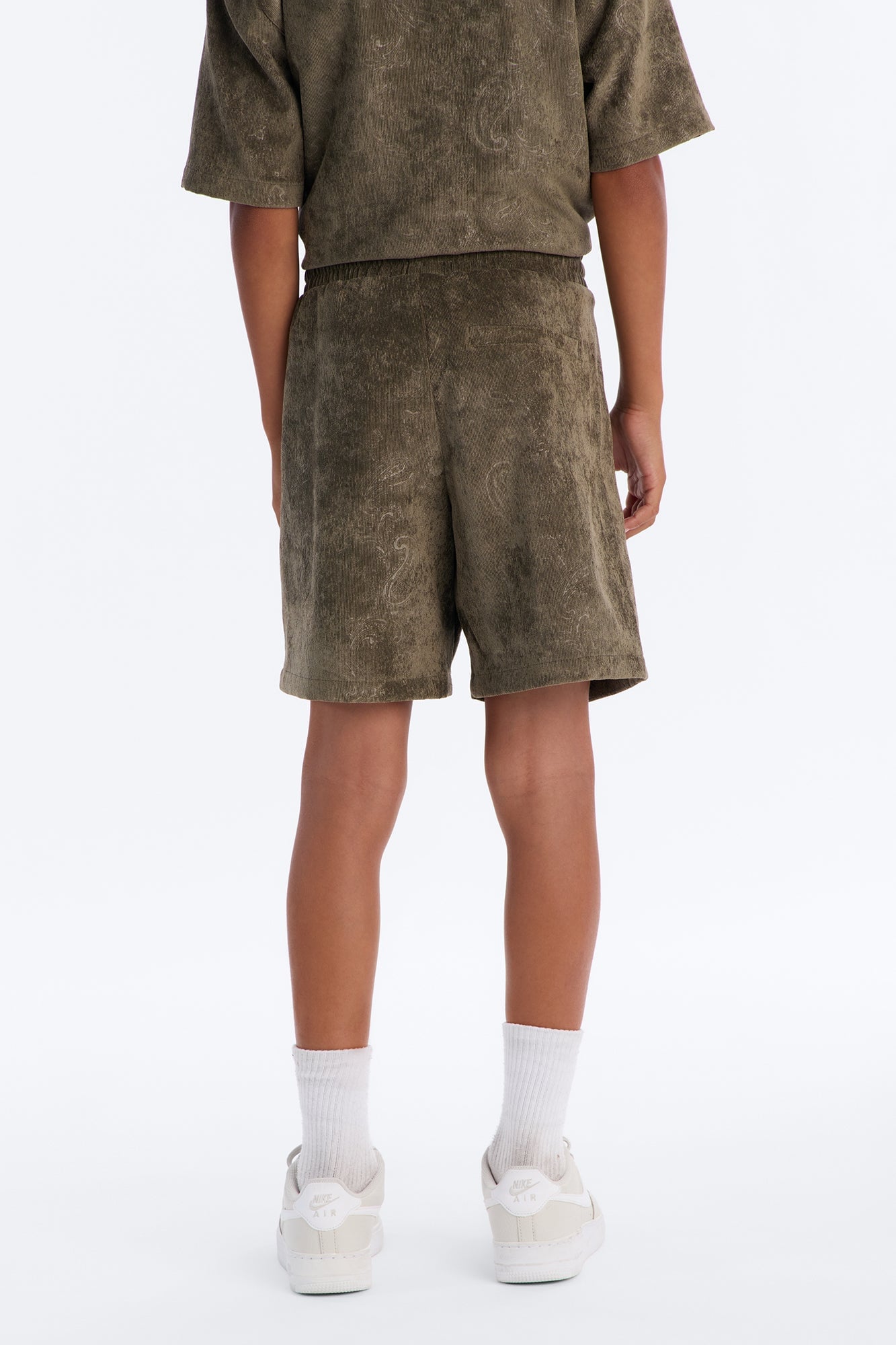 Mini Relaxed Field Of Paisley Short - Olive image 4