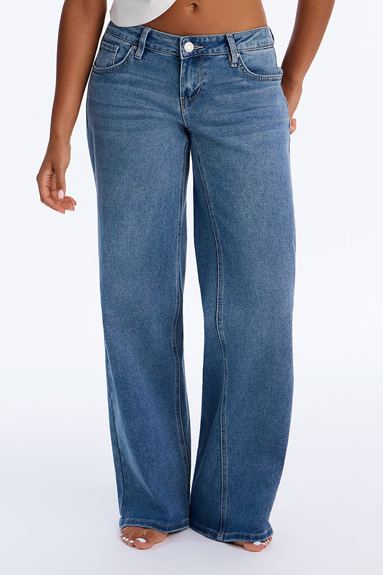 Regretting You Low Rise 90s Straight Leg Jeans - Light Wash image 1