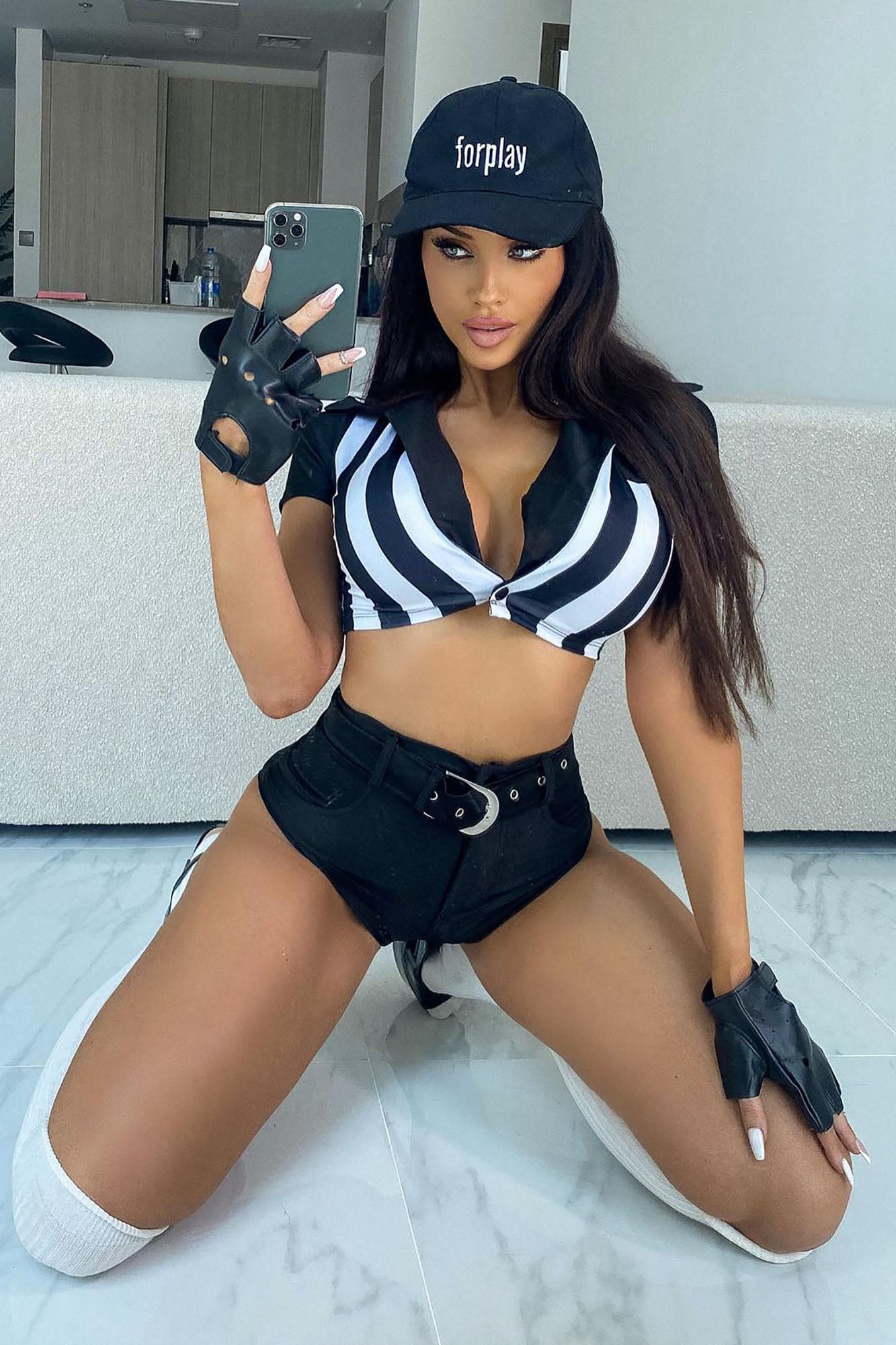Referee Rules 5 Piece Costume Set - Black/White image 5