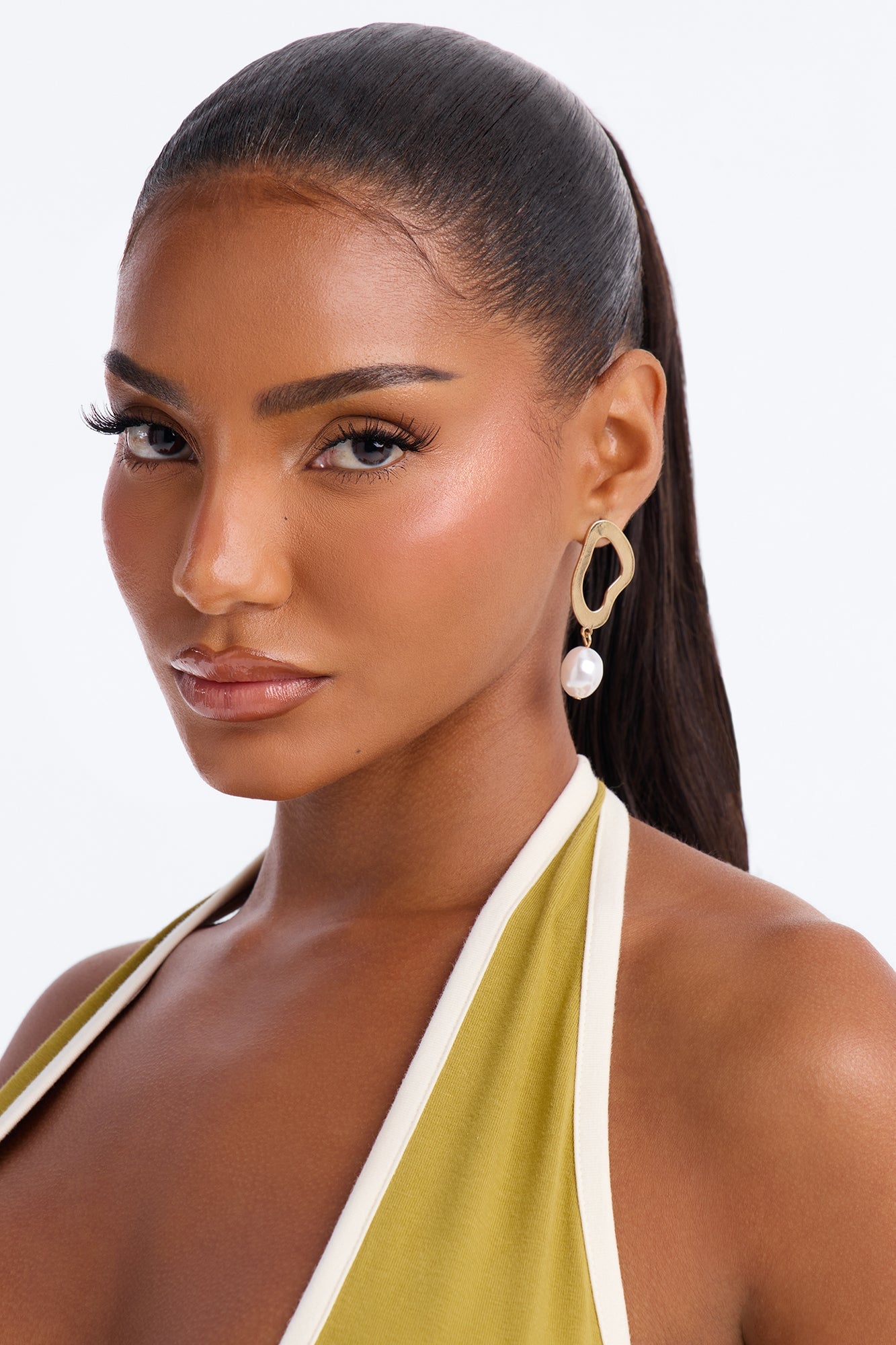 Noctura Pearl Drop Earrings - Gold image 2