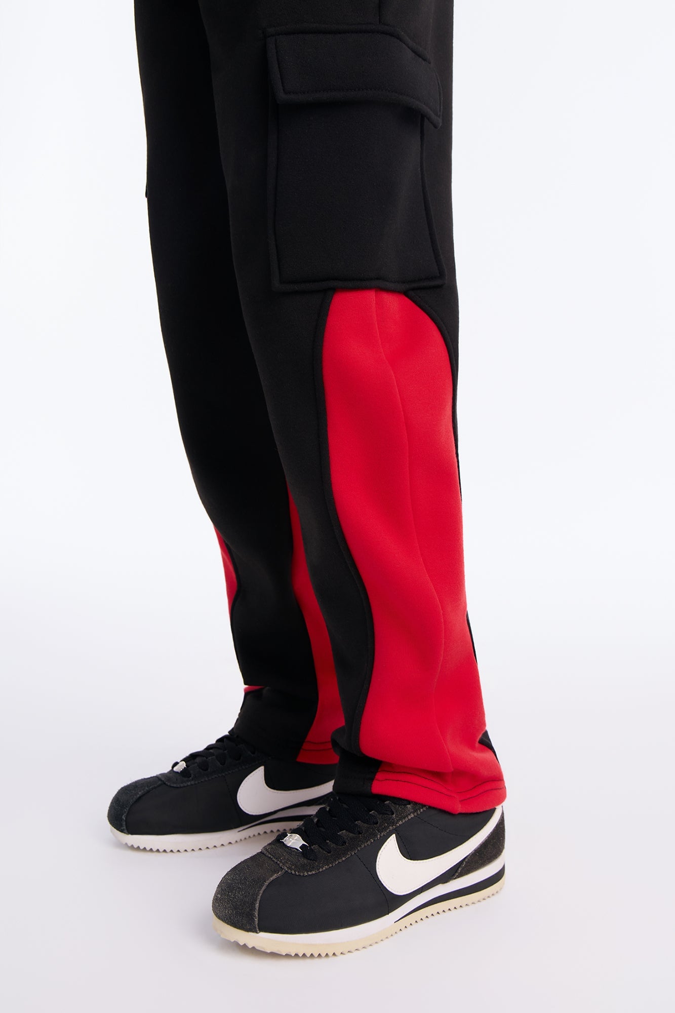 Mini Show A Little Cargo Flare Pant - Black/Red image 2