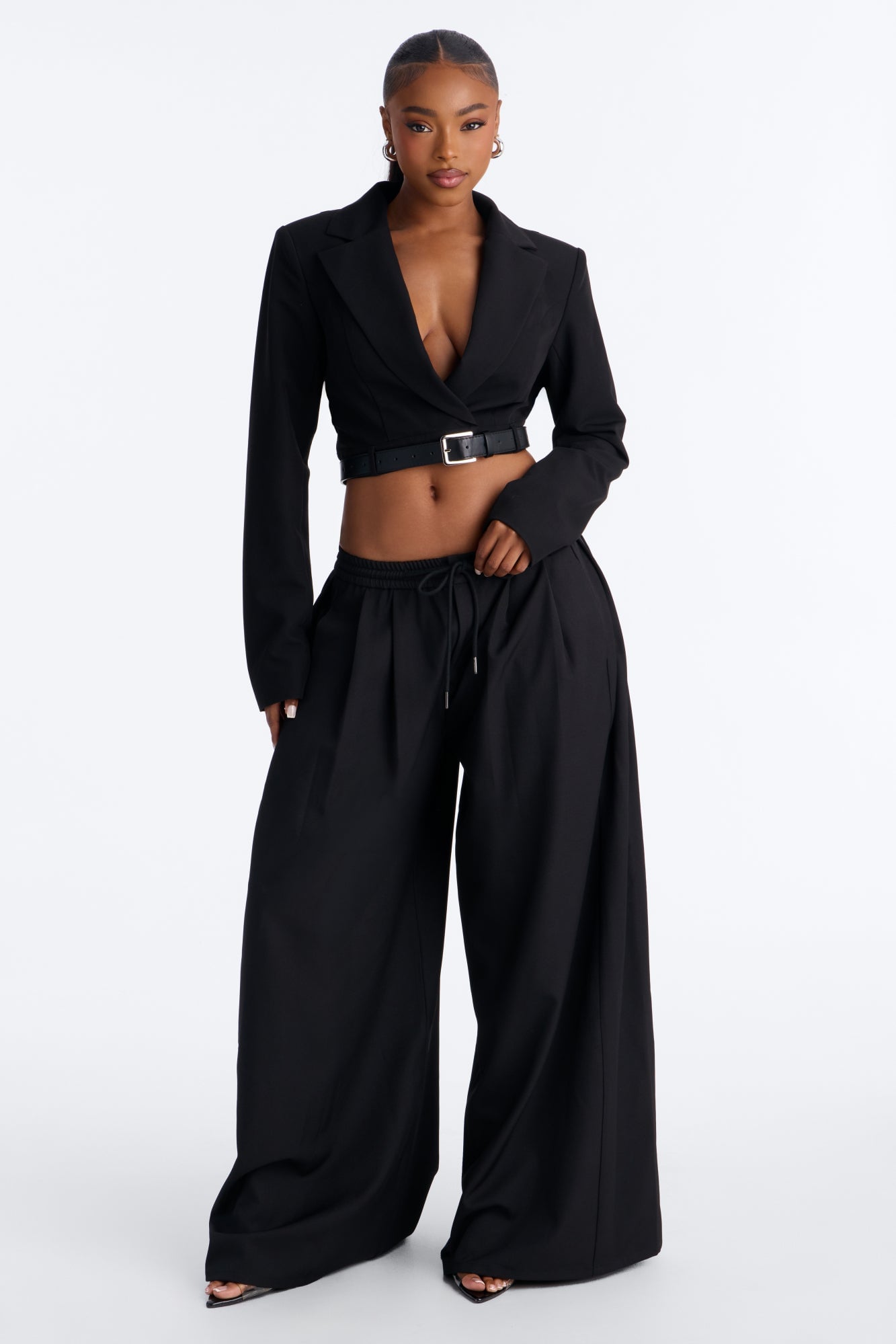 Heidi High Rise Wide Leg Pleated Drawstring Trouser - Black image 5