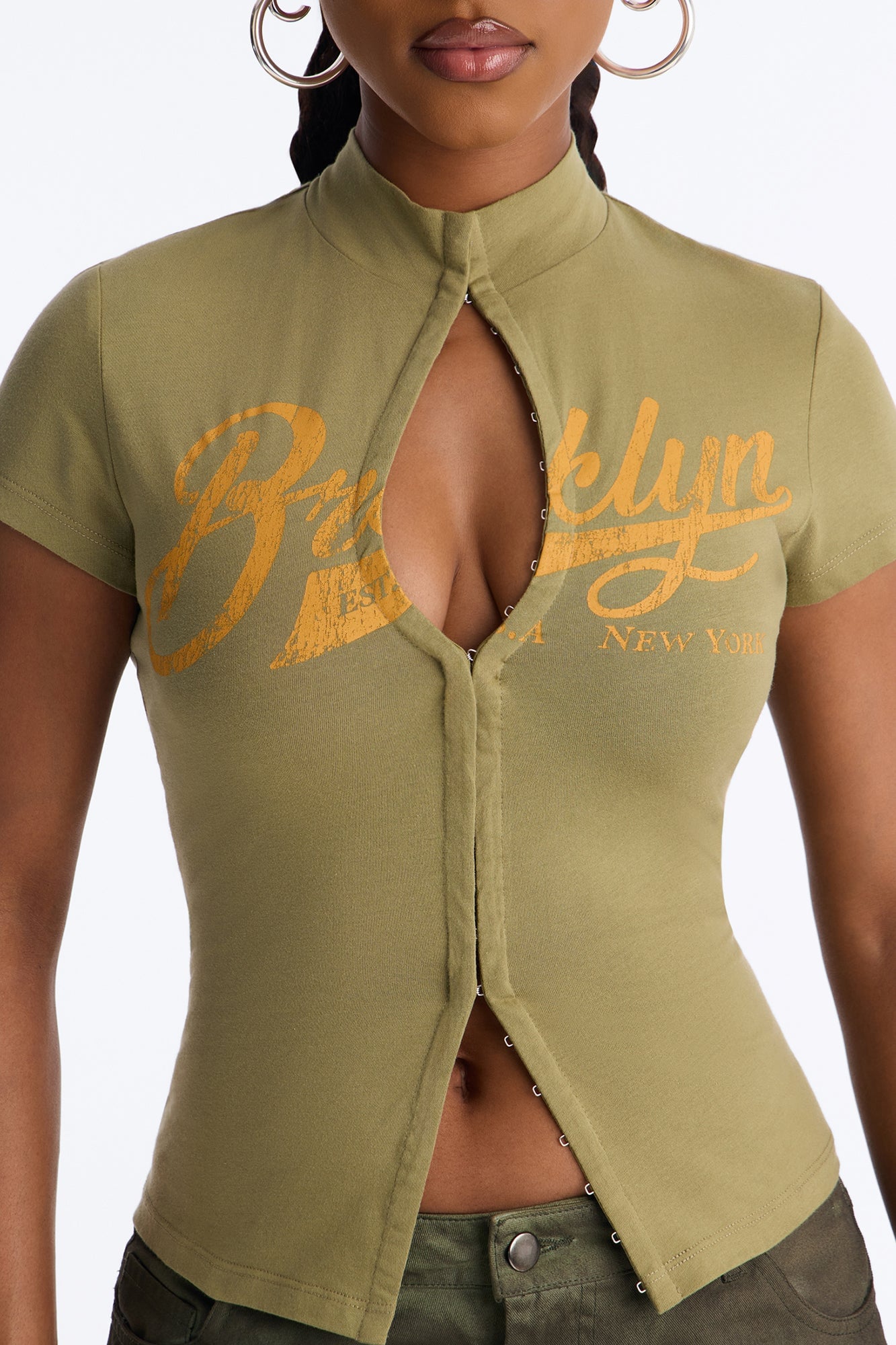 Brooklyn Fitted Hook And Eye Top - Olive image 7
