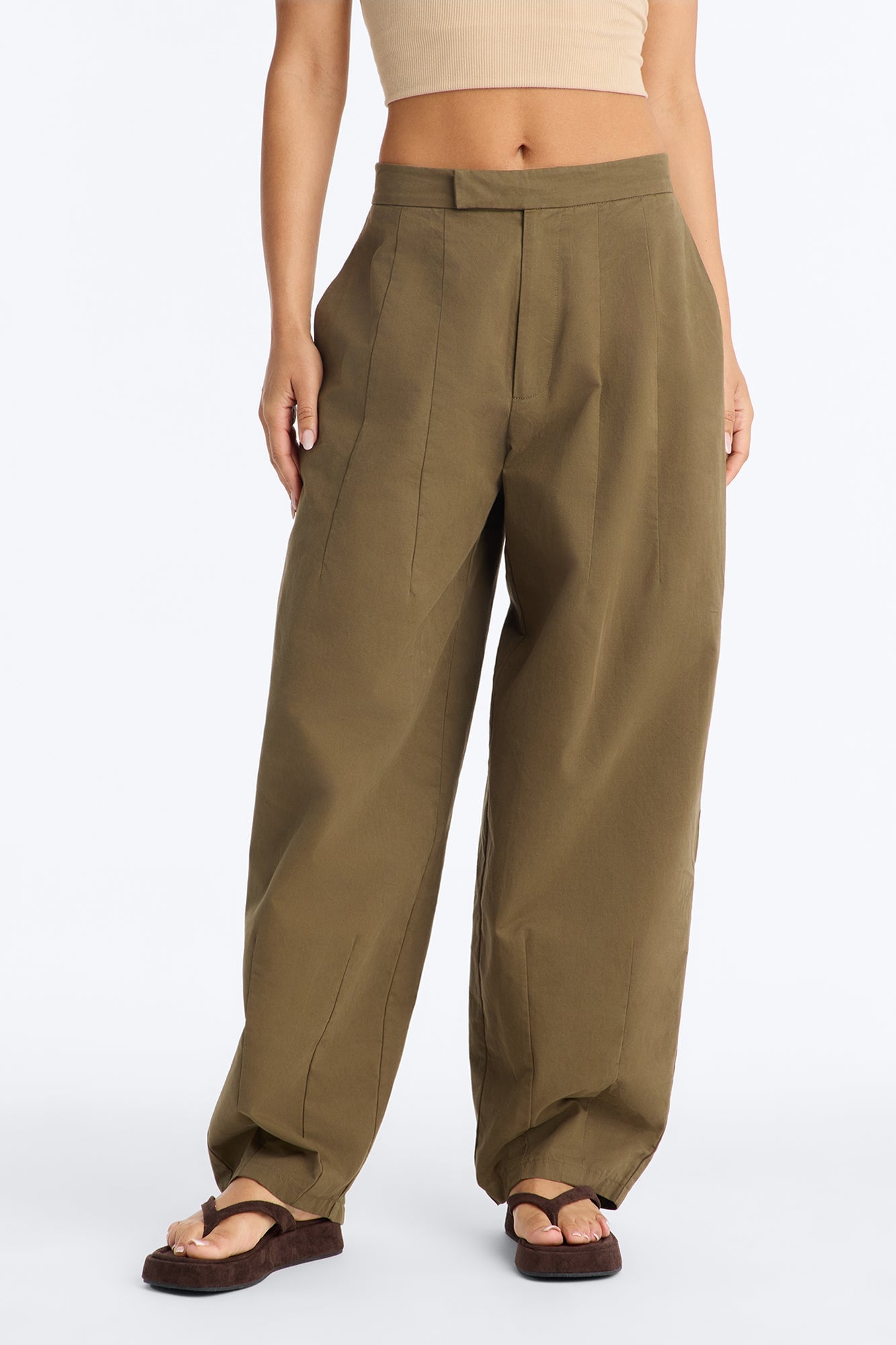 Cora High Rise Barrel Leg Pant 30″ - Olive image 6