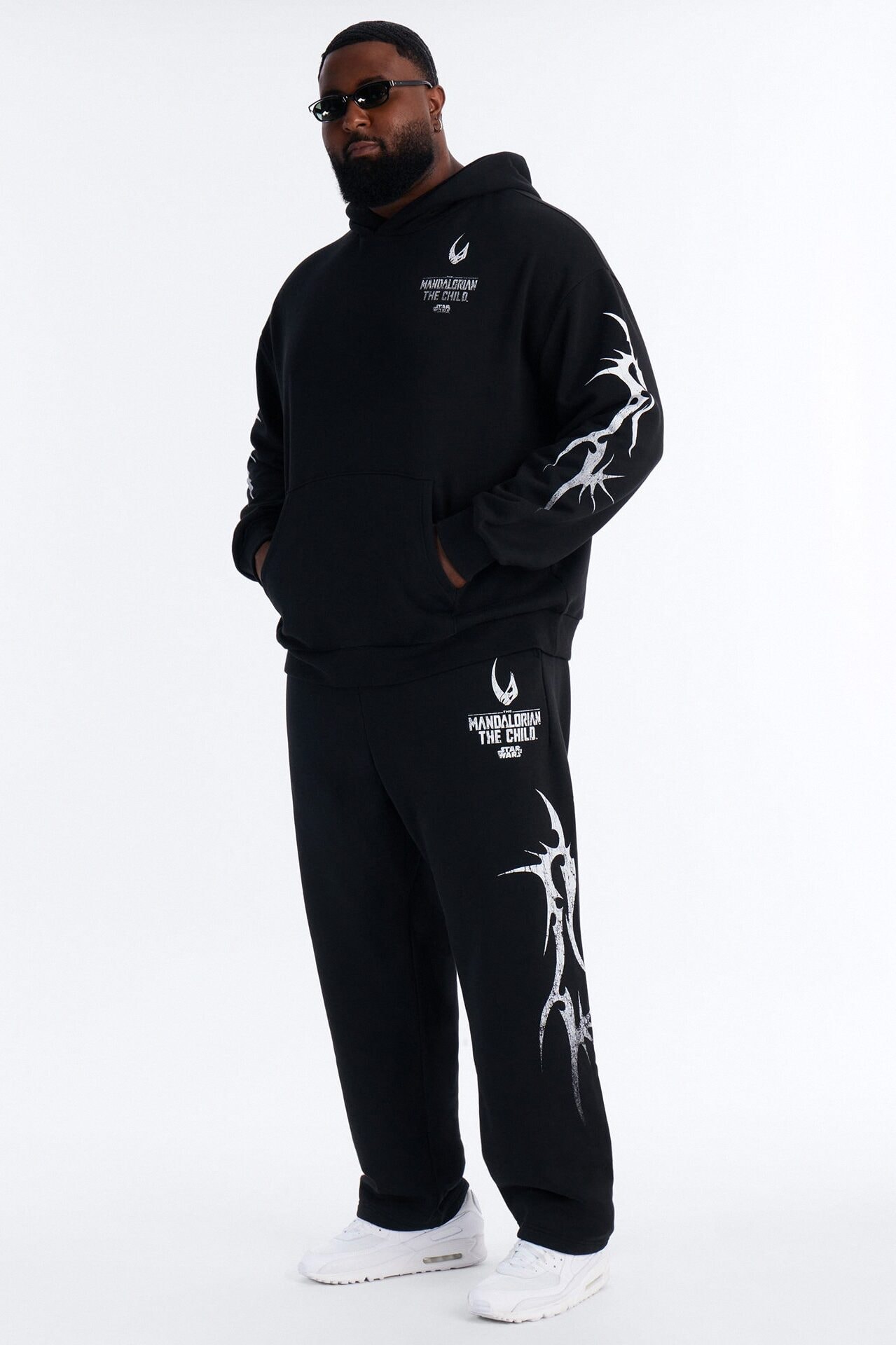 Star Wars Mandalorian The Child Sweatpant - Black image 1