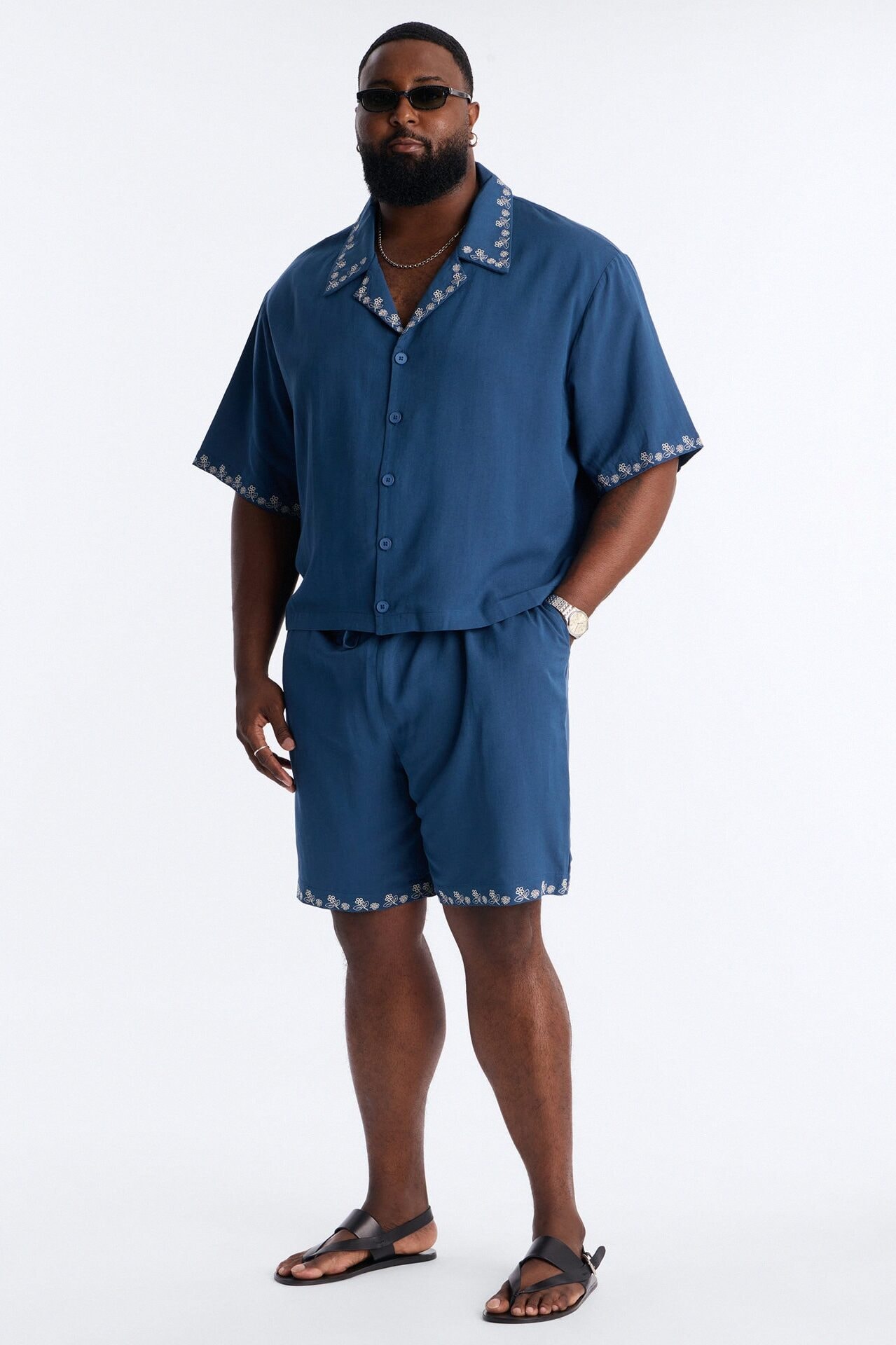 Relaxed Harbor Hideaway Short - Navy image 1