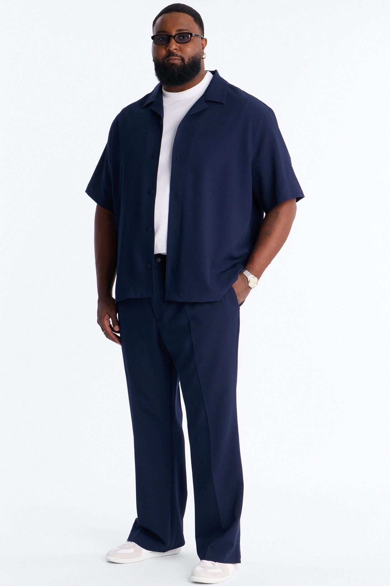 Modern Essential Slim Flare Slit Trouser - Navy image 1