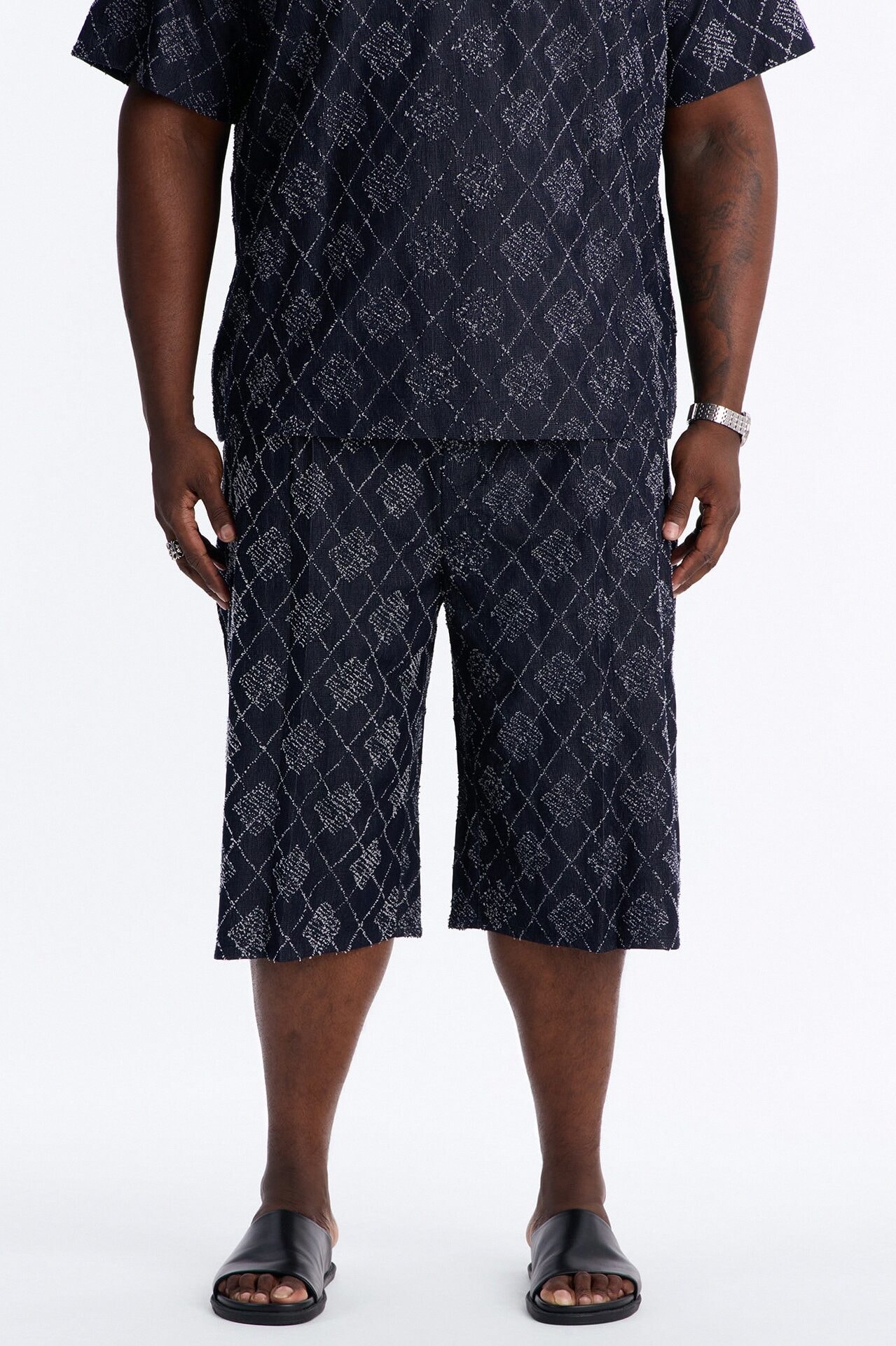 Baggy Diamond Frayed Jacquard Long Short - Navy image 1