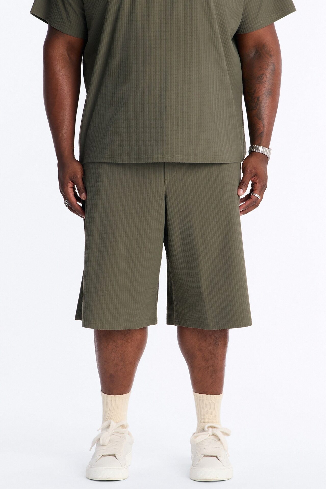 Terrance Textured Relaxed Short - Olive image 1
