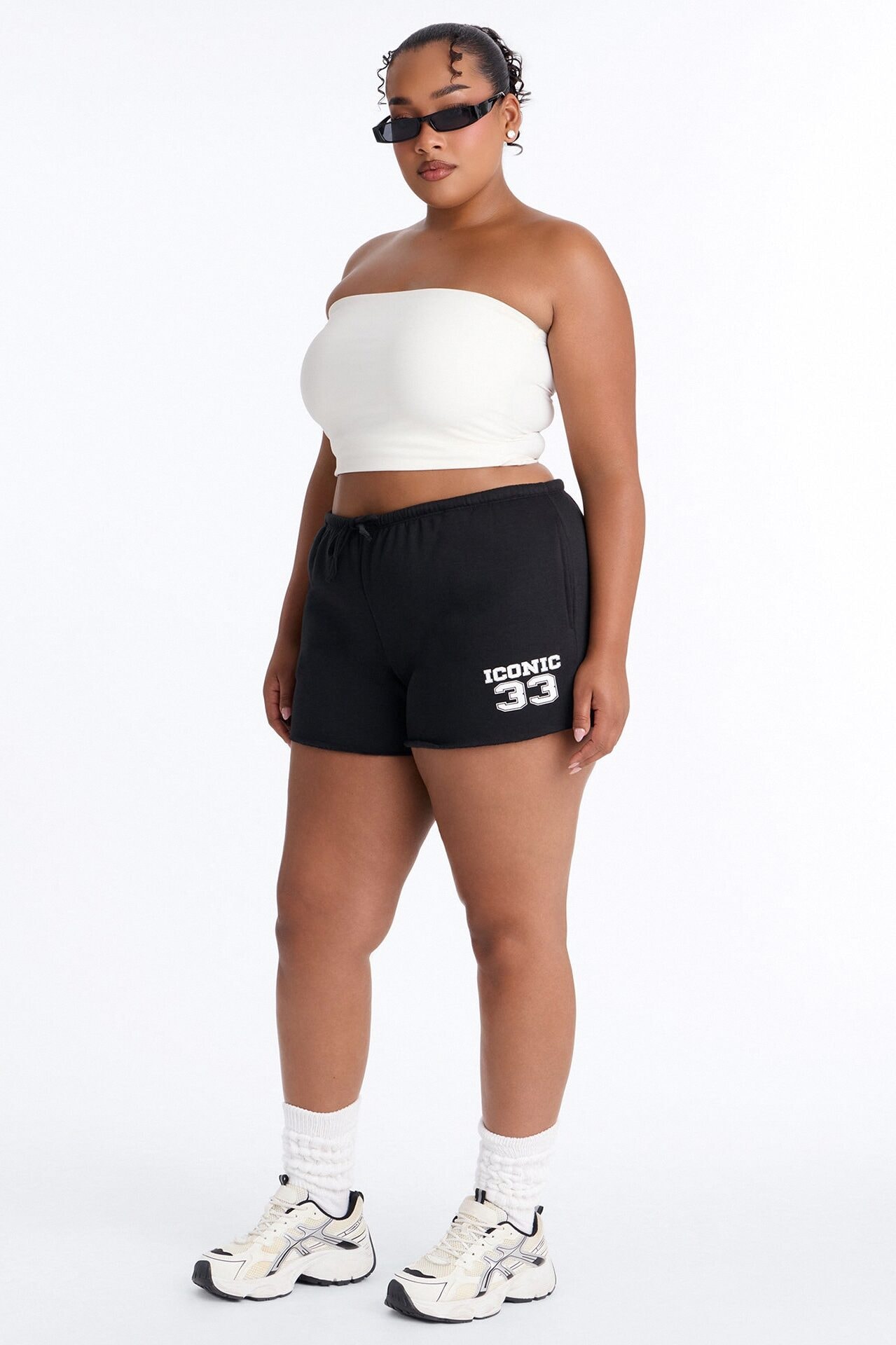 Iconic Washed Short - Black image 1