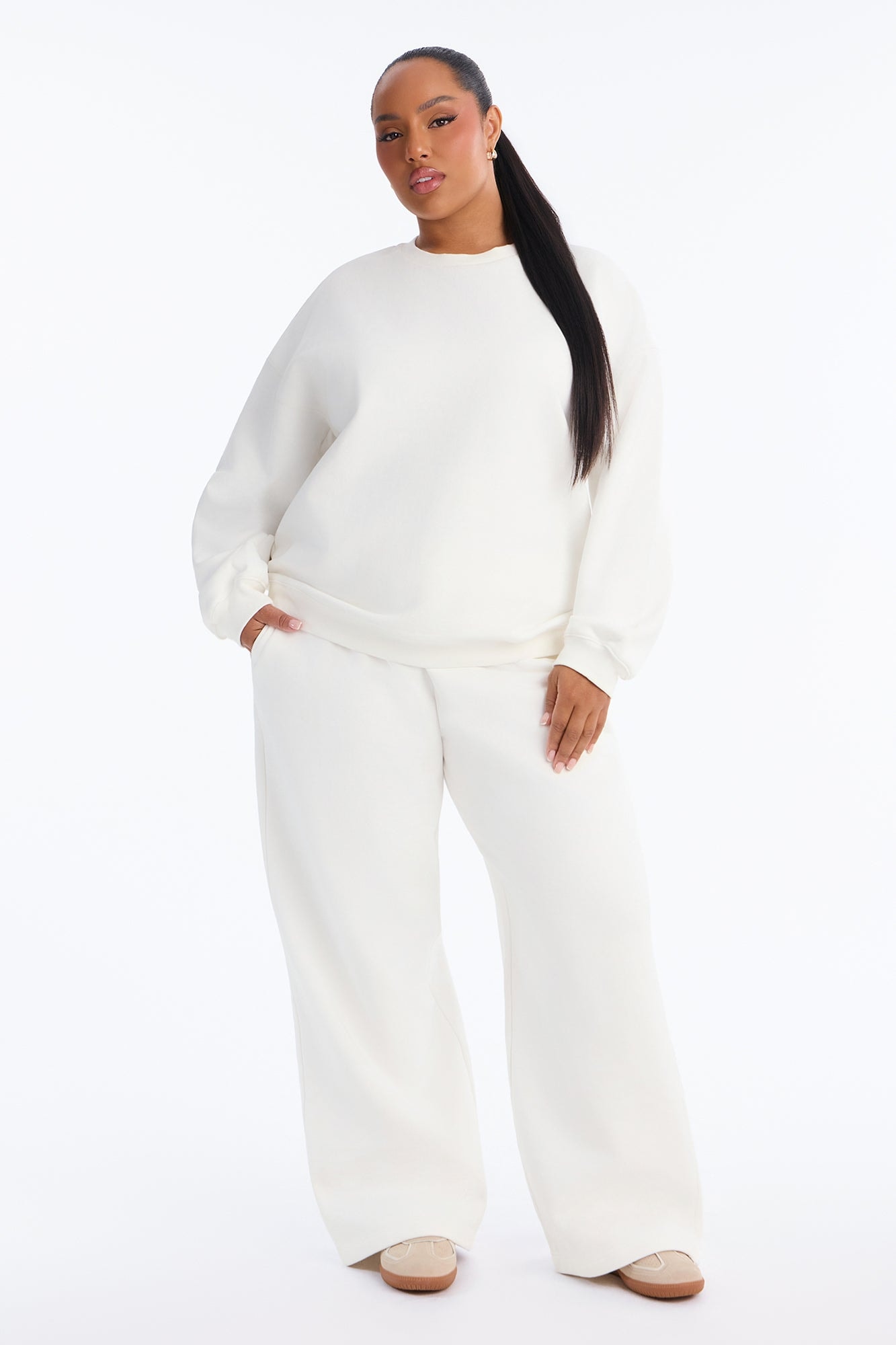 Libby Crew Neck Fleece Sweatshirt - White alternate