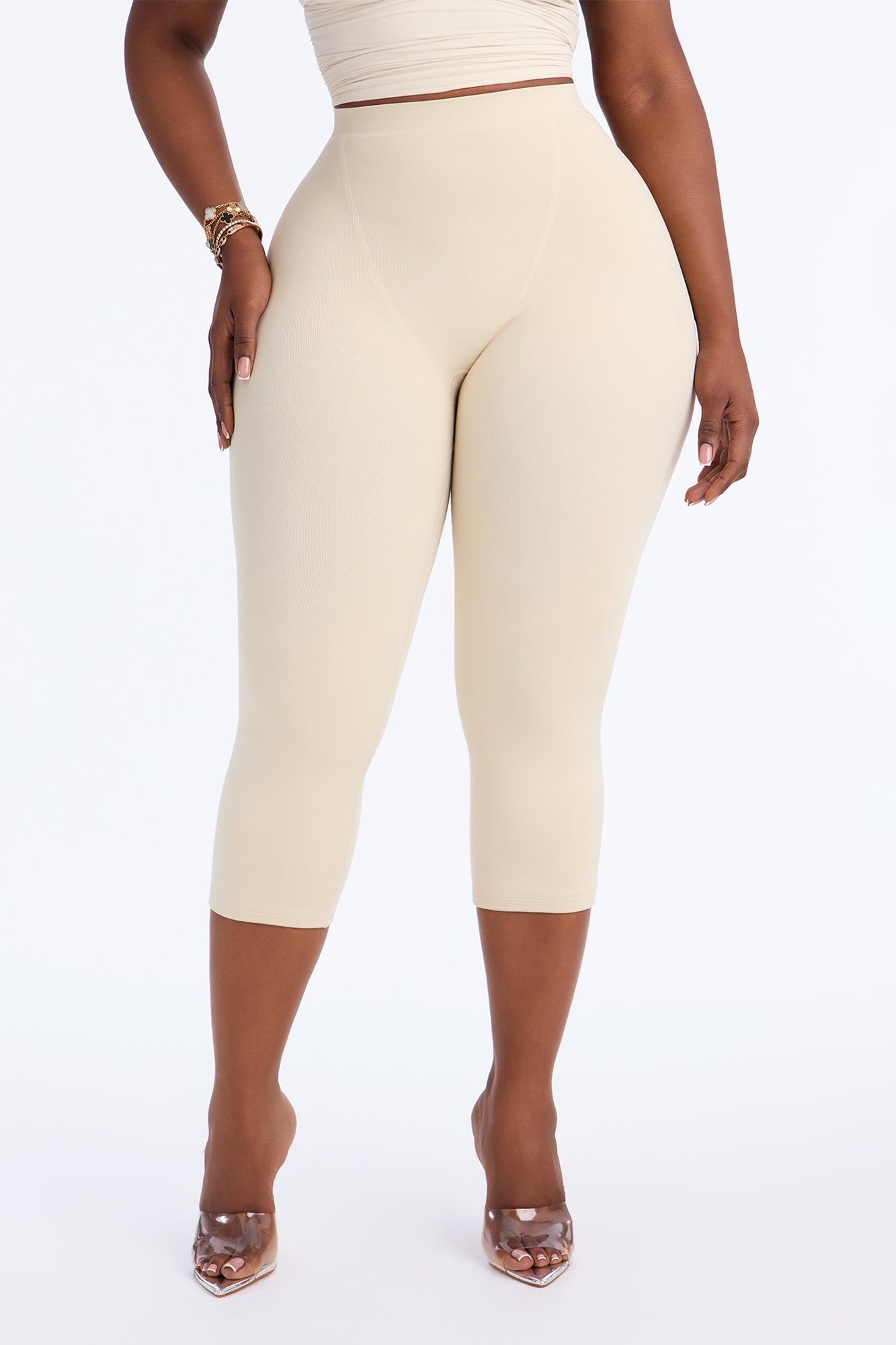 Seamless Smooth Double Lined Capri Pant - Bone alternate