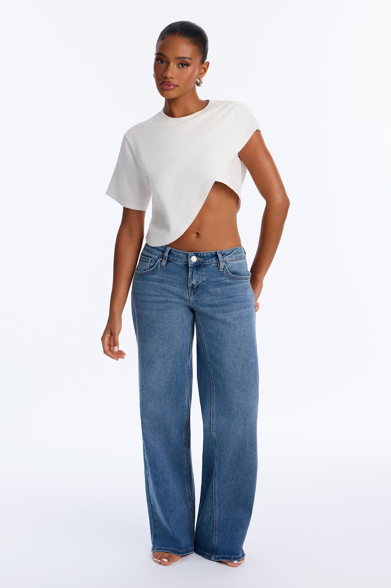 Regretting You Low Rise 90s Straight Leg Jeans - Light Wash alternate