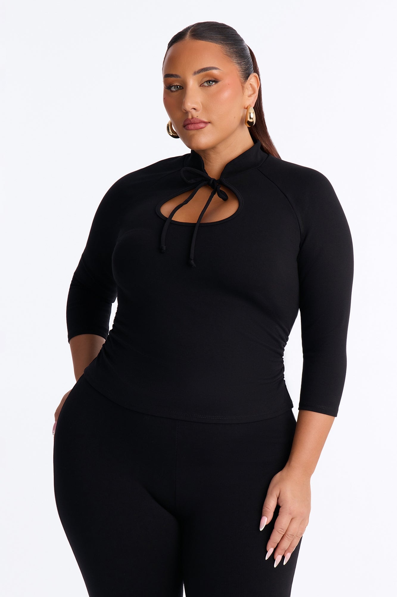 Payton Keyhole 3/4 Sleeve Capri Set - Black alternate
