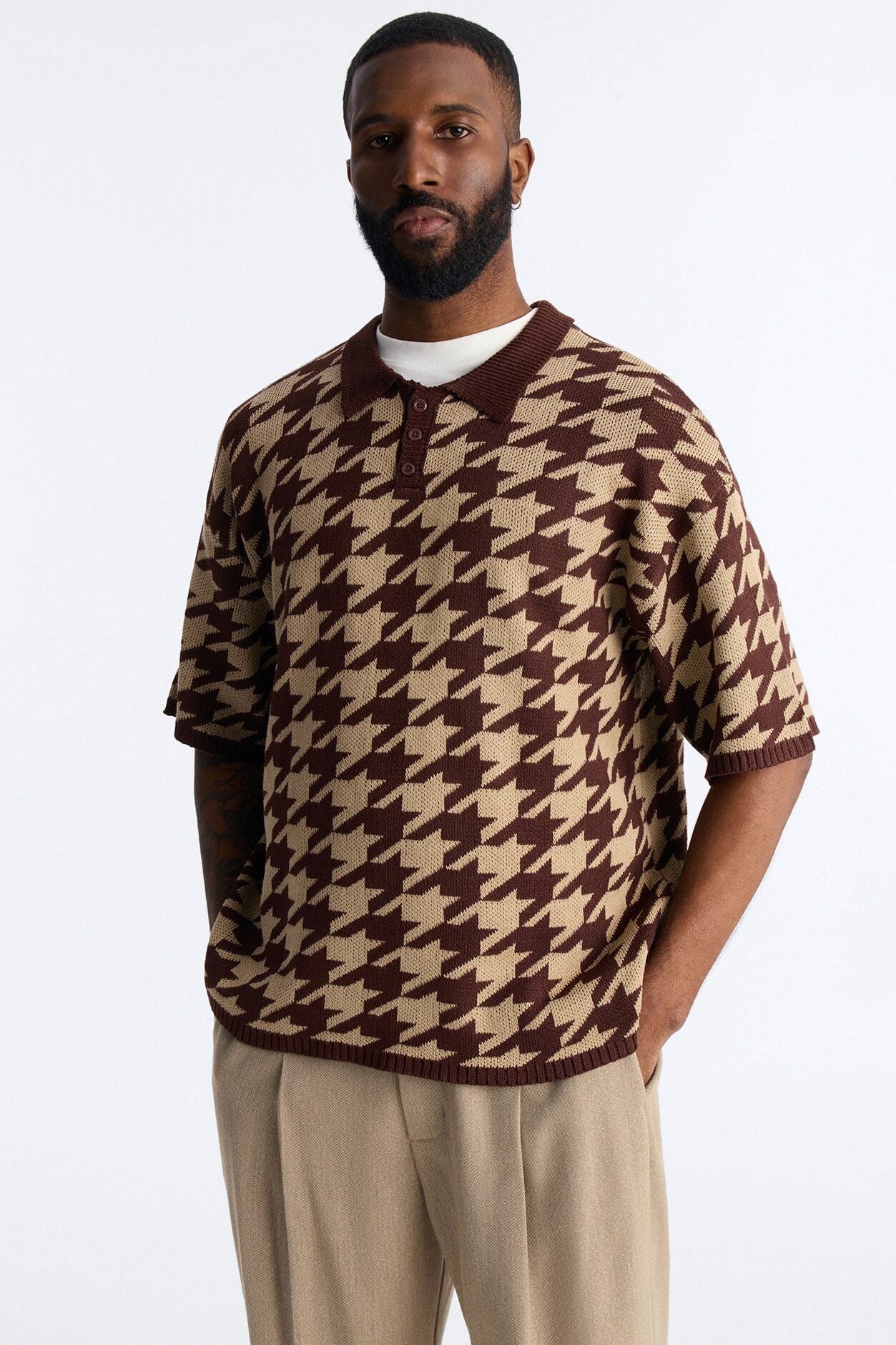 Houndstooth Short Sleeve Knitted Polo - Brown image 1