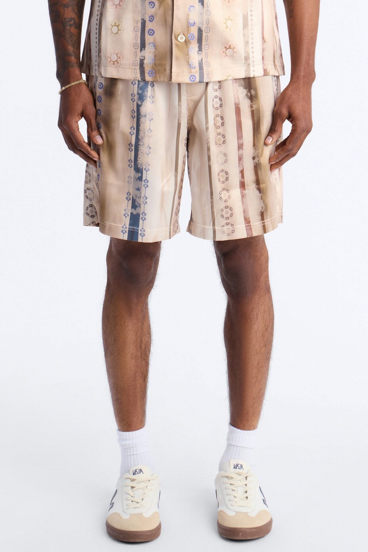 Relaxed Rosewood Short - Brown image 1