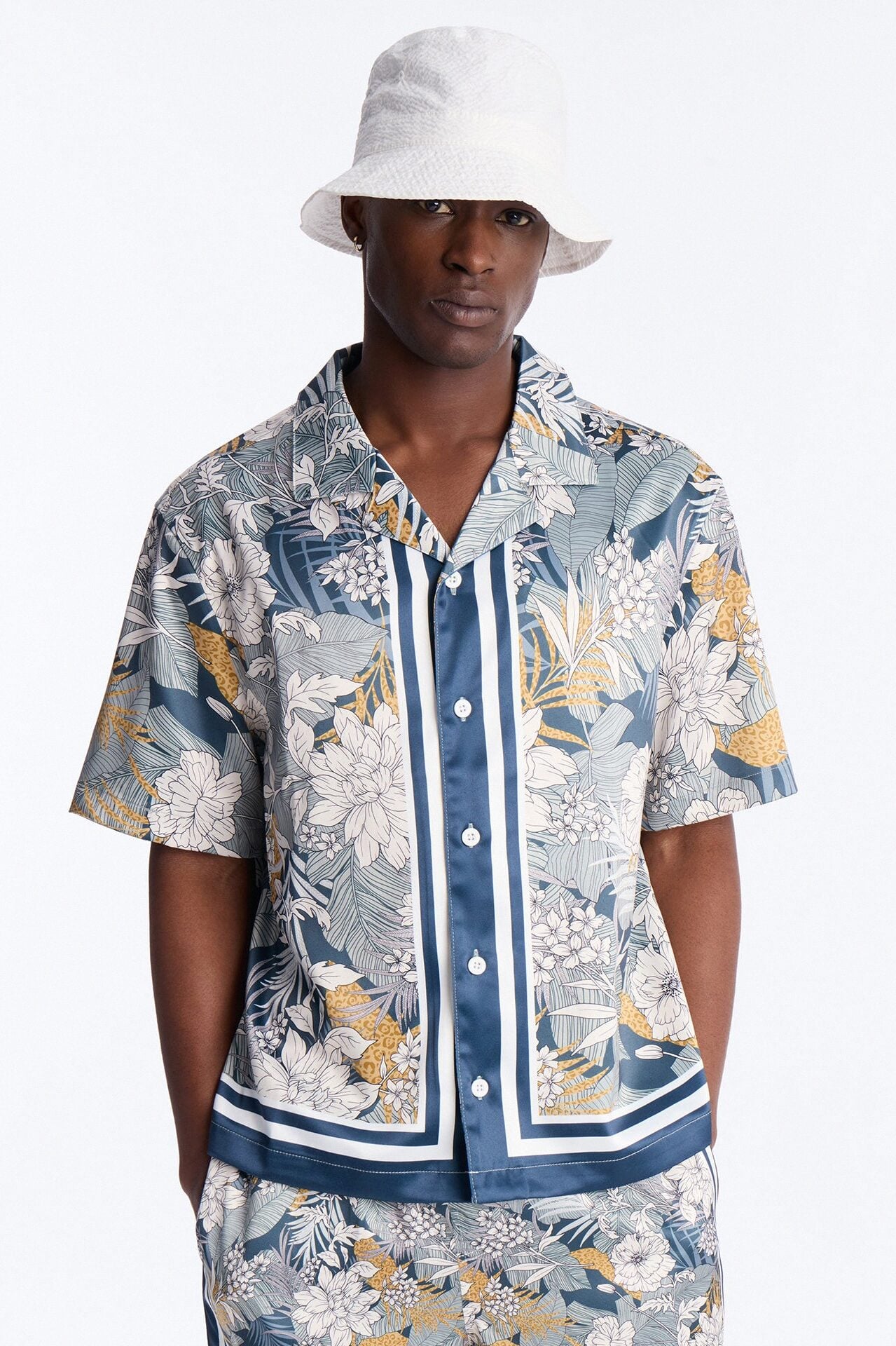 Relaxed Palm Vista Cuban Button Up Shirt - Blue image 1