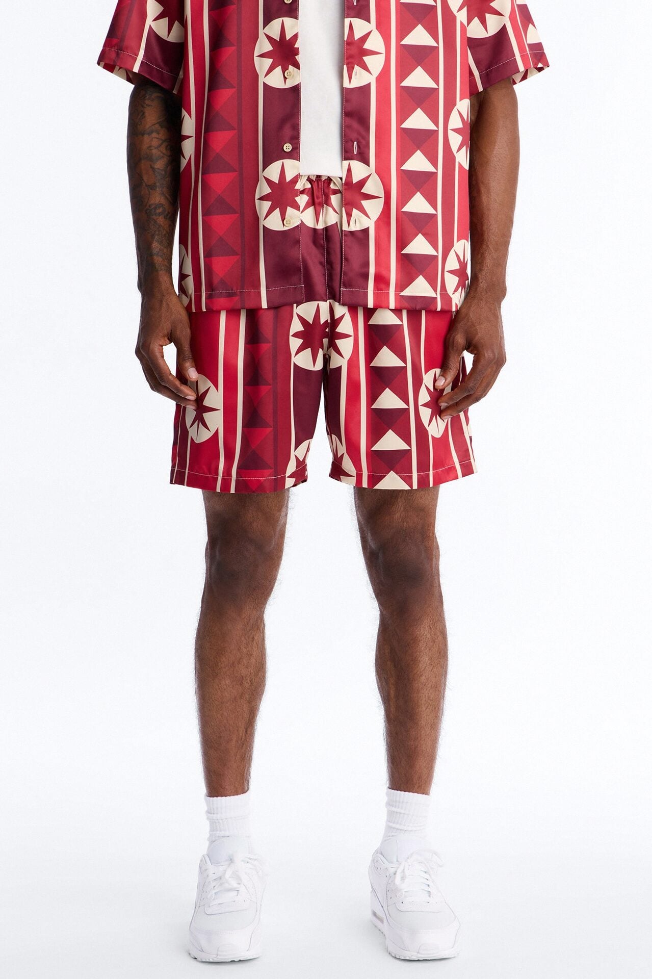Toscana Geo Relaxed Short - Red image 1