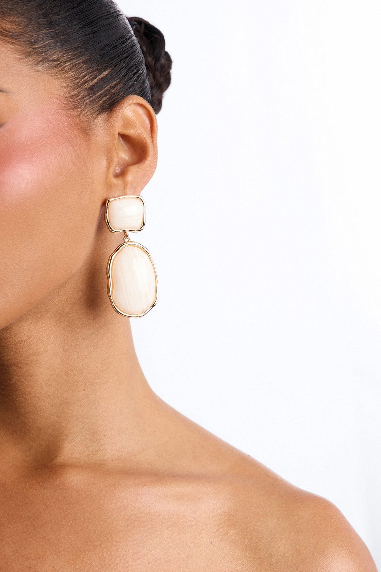 Angelic Aura Drop Earrings - White/Gold image 1
