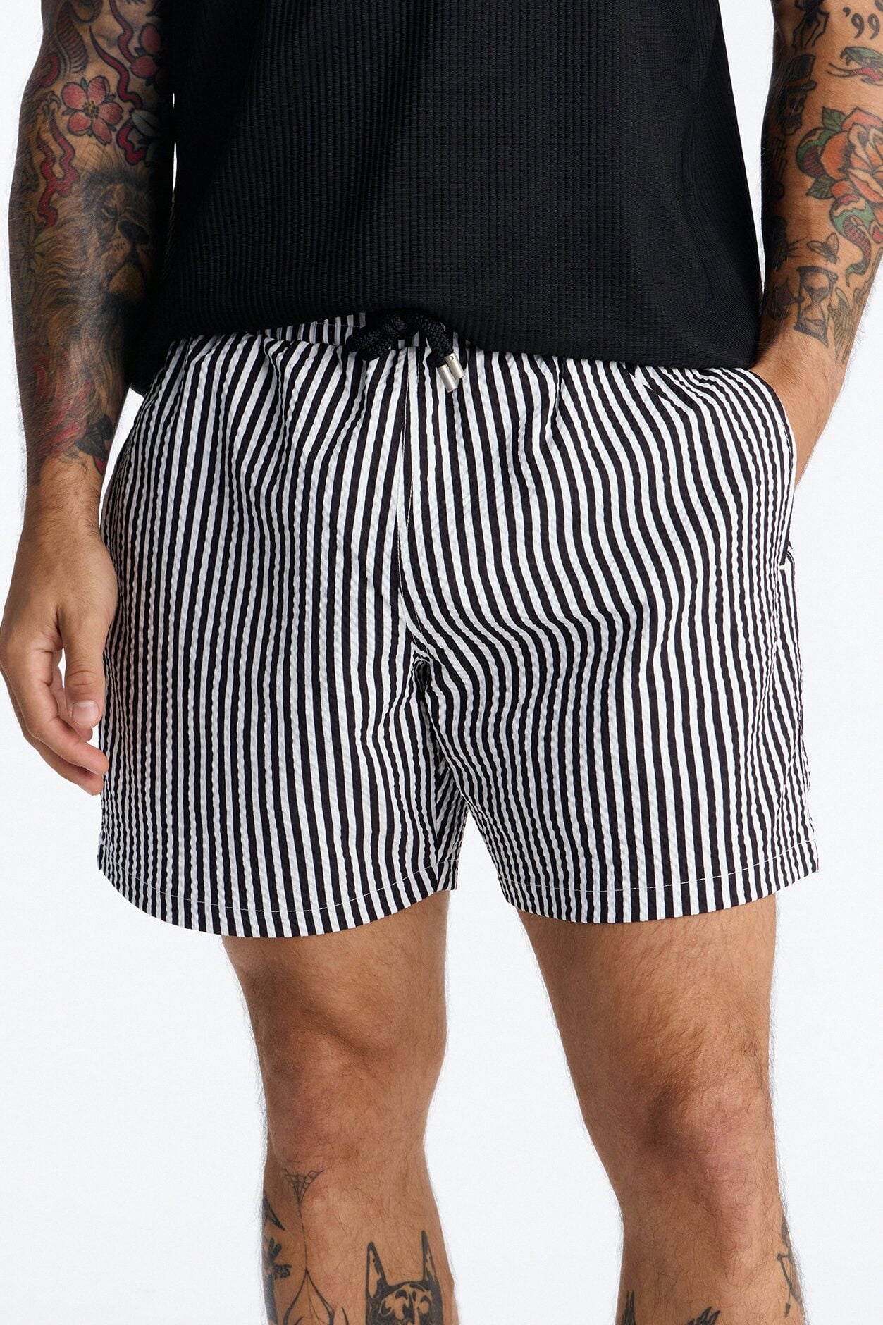 Striped Resort Seersucker Swim Trunk 6″ - Black image 1