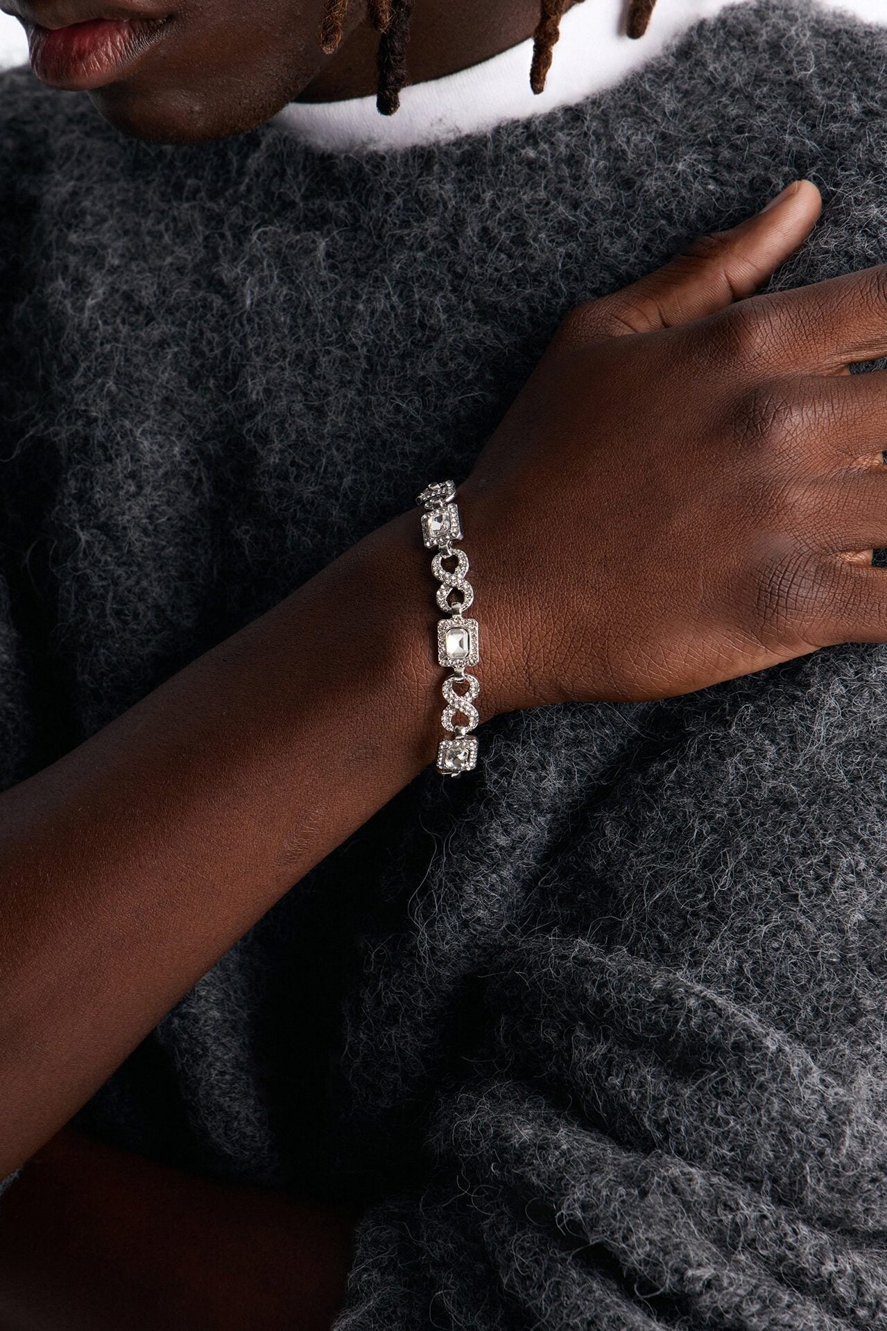 Iced Infinite Cluster Link Bracelet - Silver image 1
