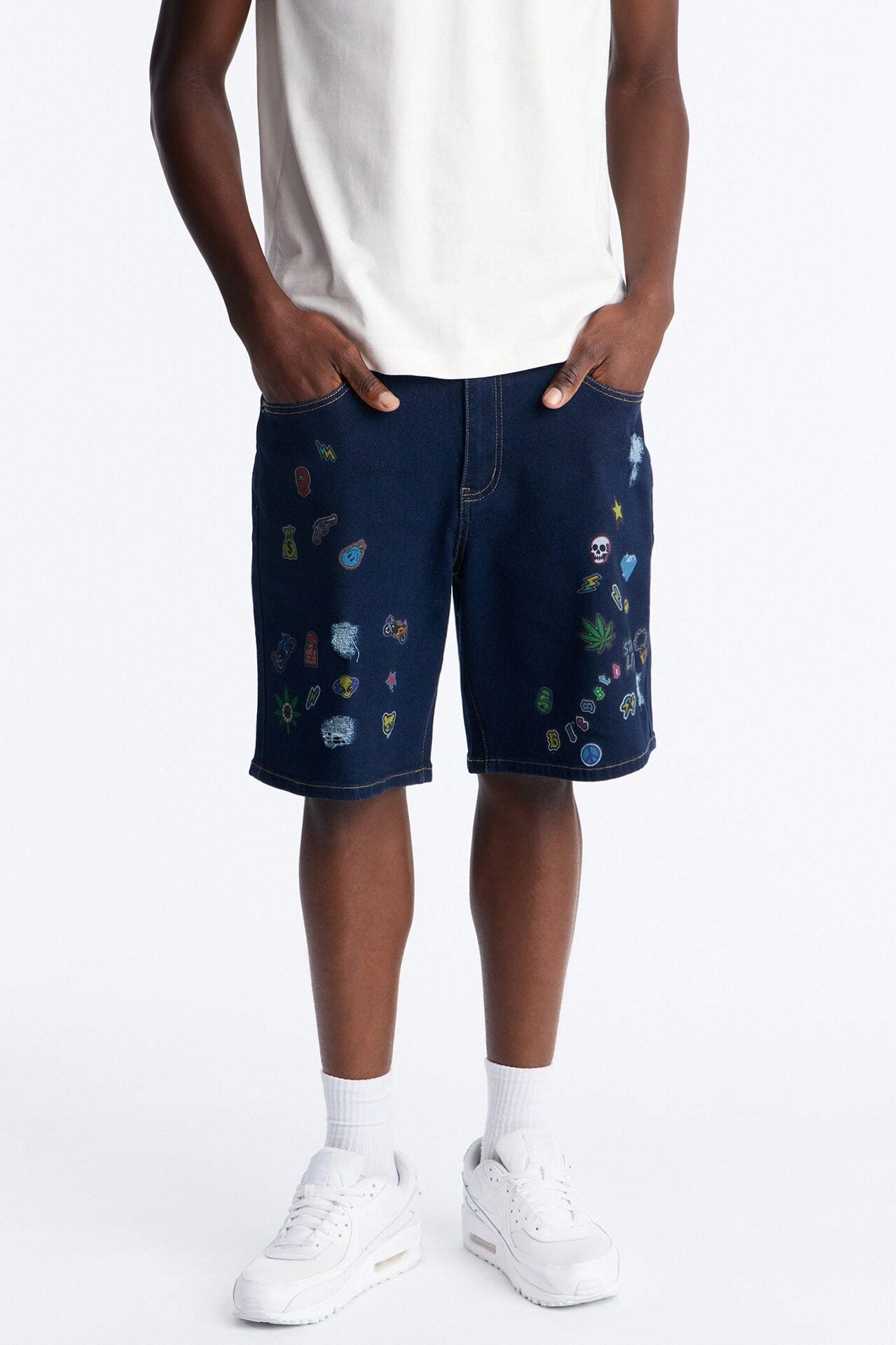 Relaxed Sticker Denim Short - Dark Wash image 1