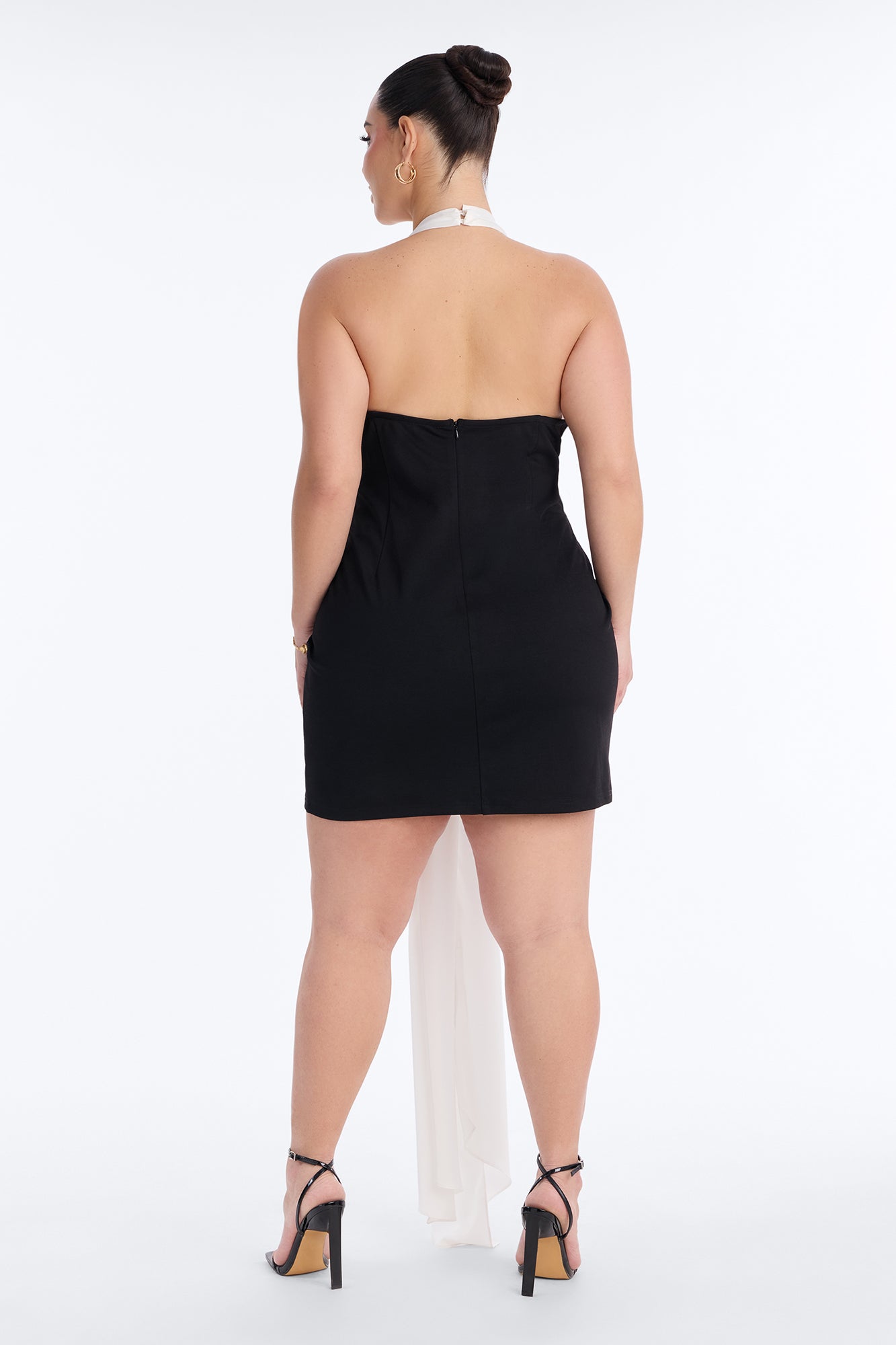 Levelle Halter Ponte Mini Dress - Black/White image 7