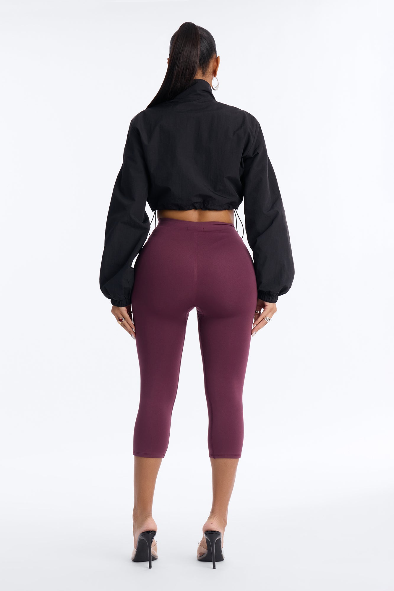 Seamless Smooth Double Lined Capri Pant - Plum image 3
