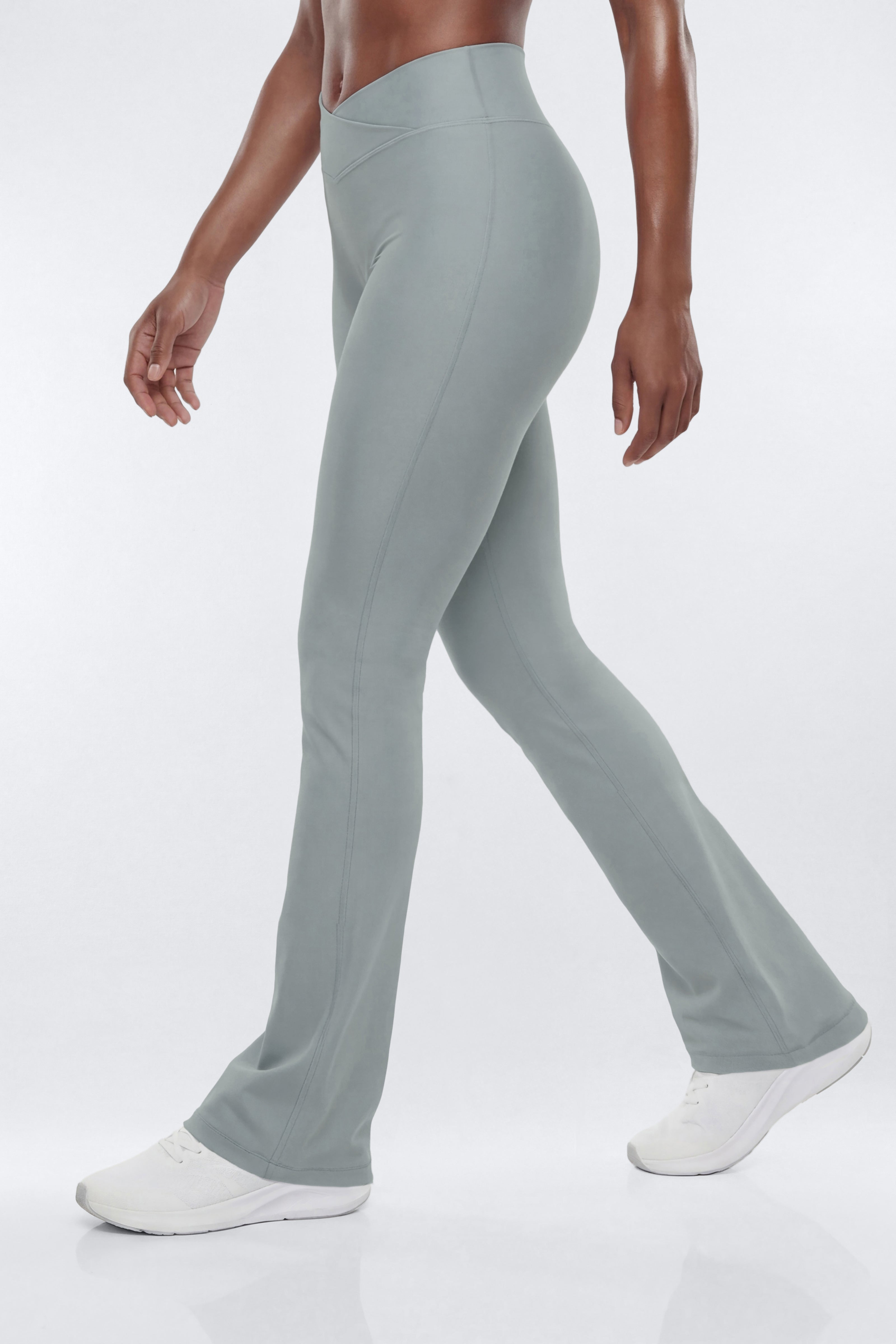 AirSculpt™ 32″ Cross Front Mid Rise Flare Legging - Steel
