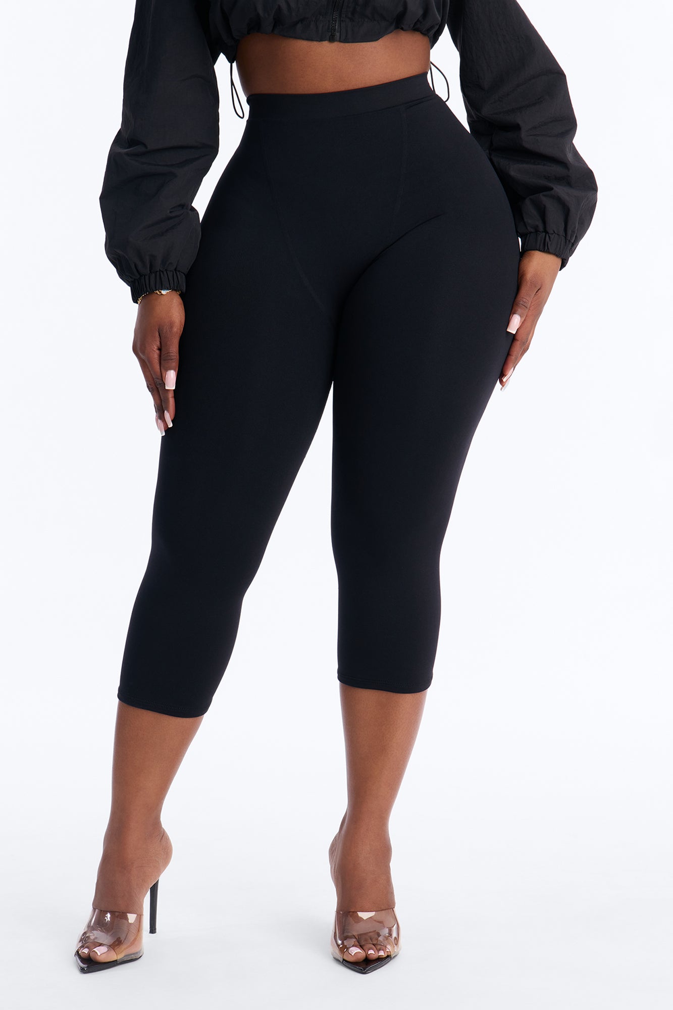 Seamless Smooth Double Lined Capri Pant - Black image 5