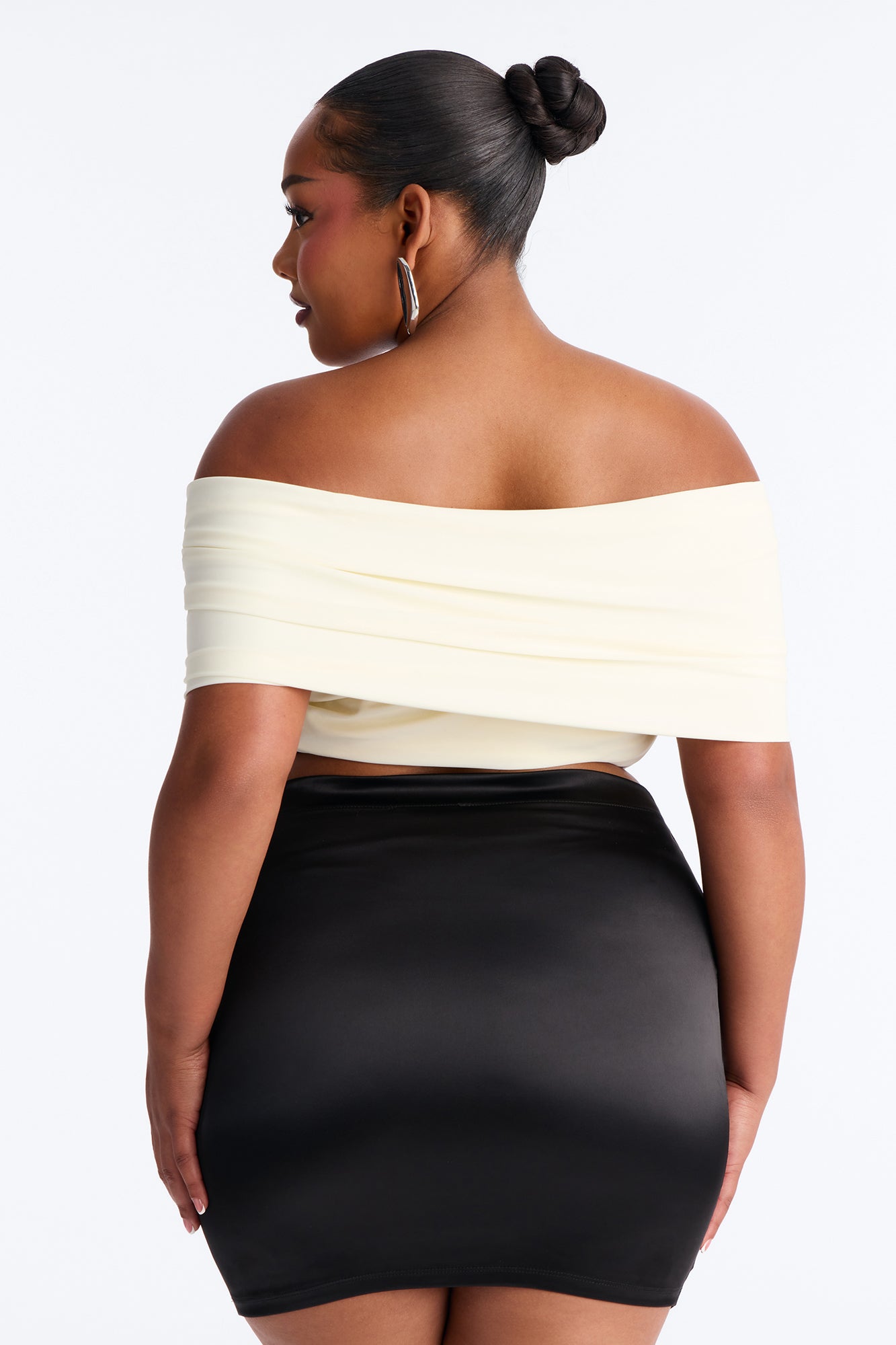 Nina Off Shoulder Ruched Crop Top - Cream image 9