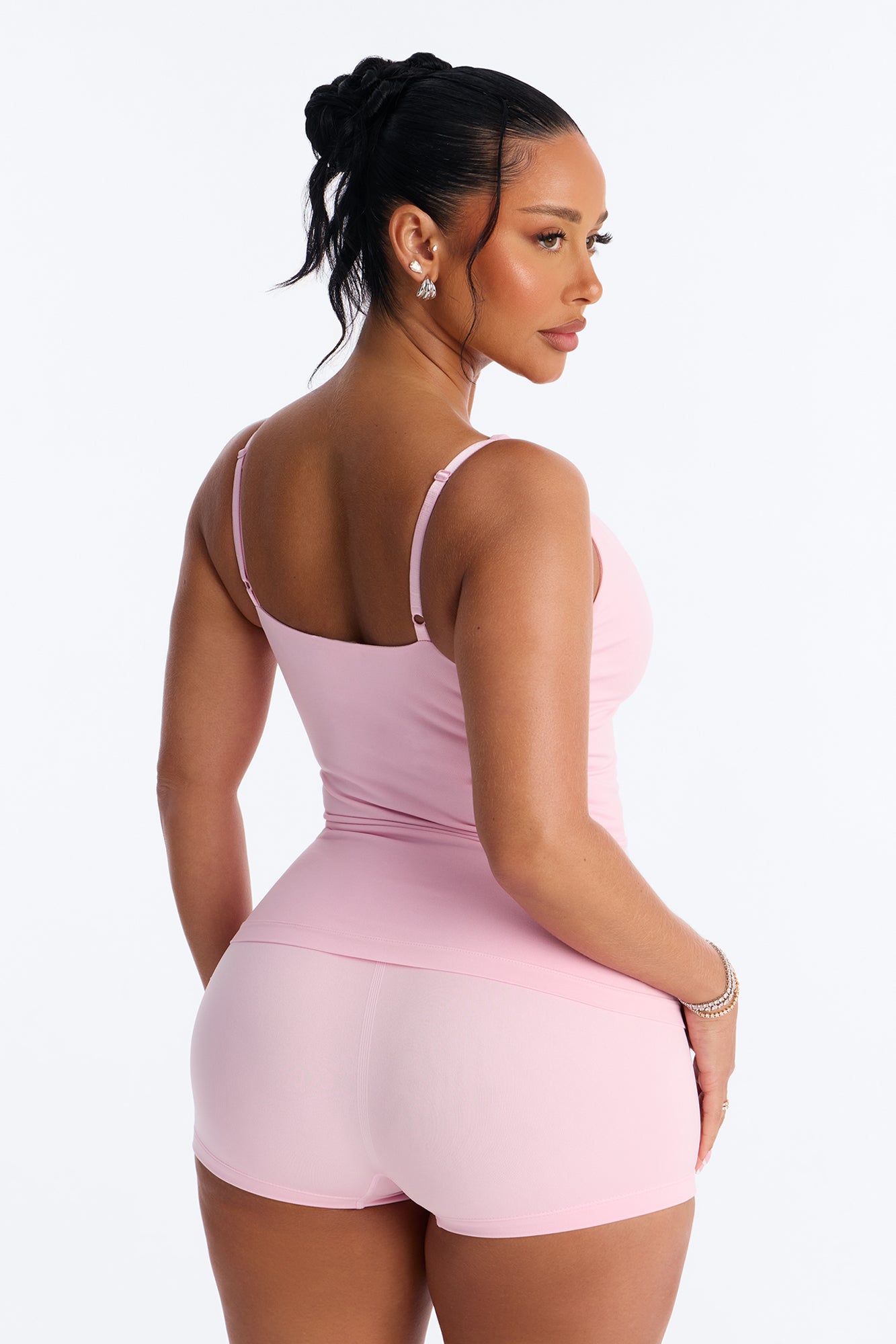 Seamless Smooth Double Lined Scoop Neck Cami Top - Light Pink image 4