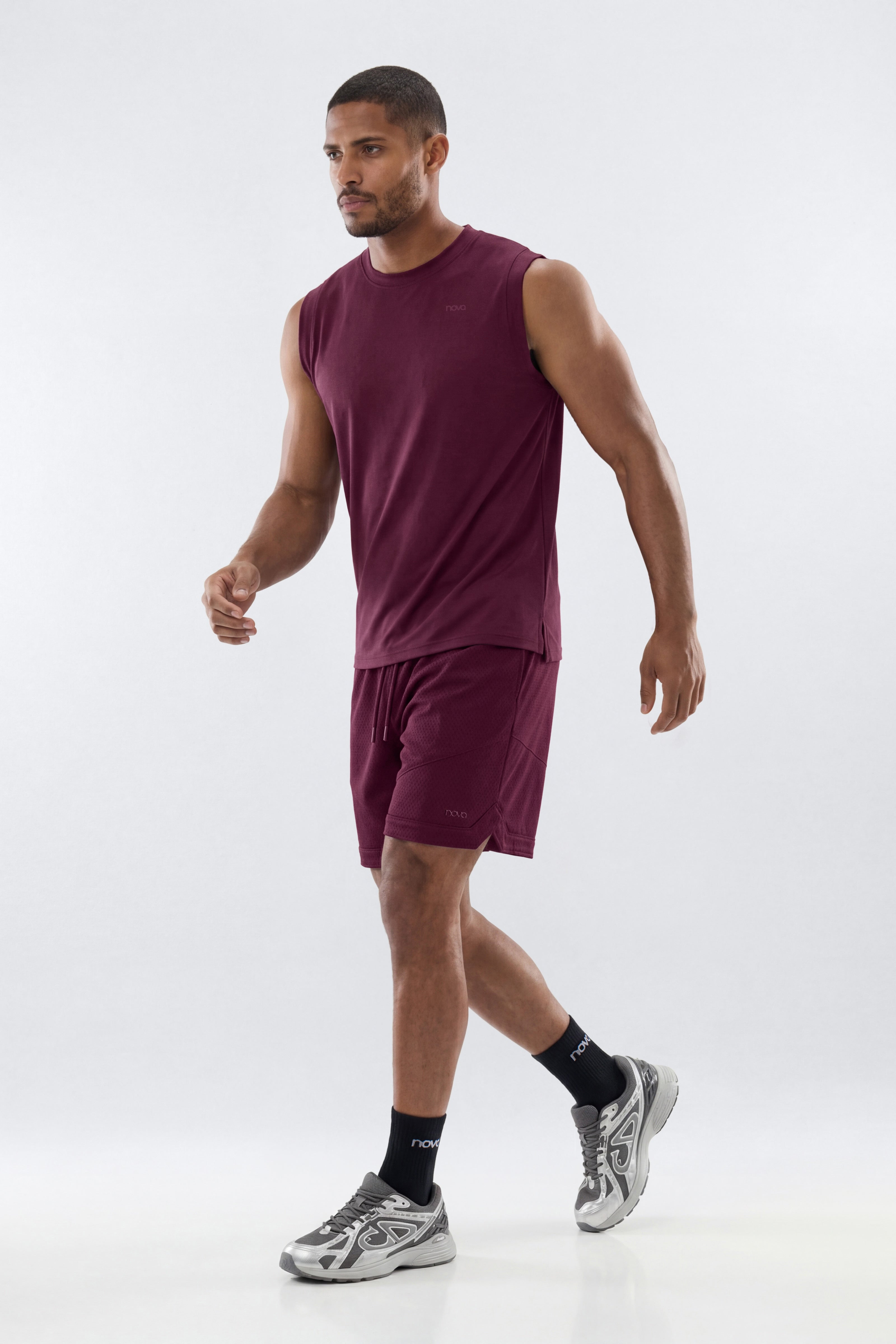 Athletic Mesh 7″ Basketball Shorts - Merlot